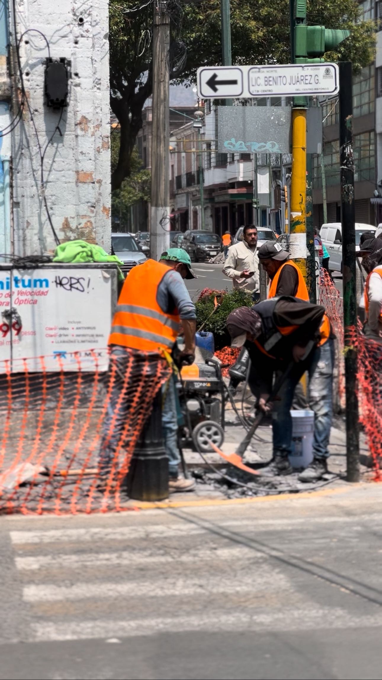 Bailan los municipales al amanecer 🧚 sienten las elecciones caer ✨🫰🏻
.
.
.
#hadasmunicipales #elecciones2025 #soyedomexa #humor