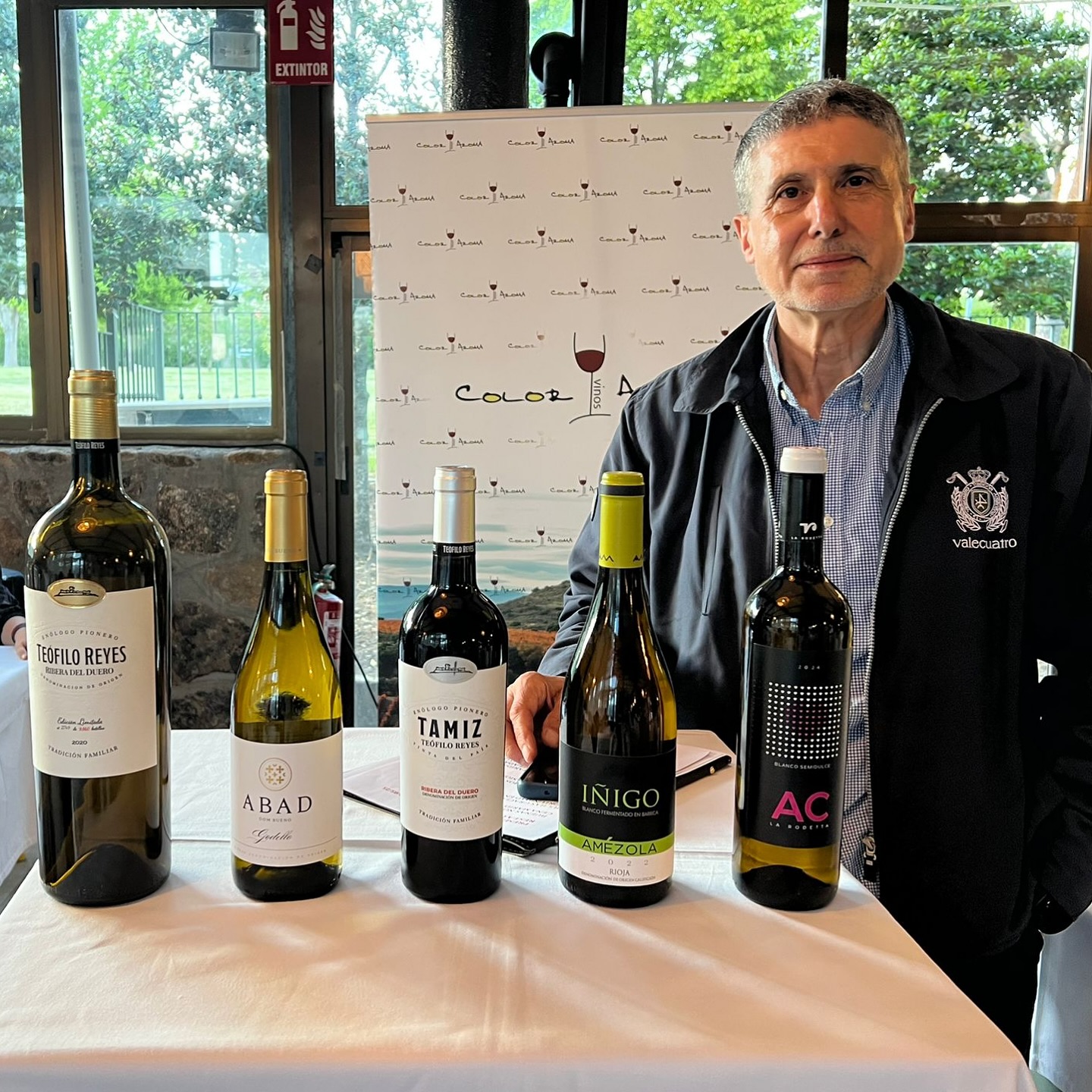 Cena Maridaje en @restaurante_a_cuchillo este pasado Viernes 23 de Mayo con @zuazogaston @bodegas.amezola @bodegadelabad y Bodega La Rodetta de la mano de Mario! 🍷🍇