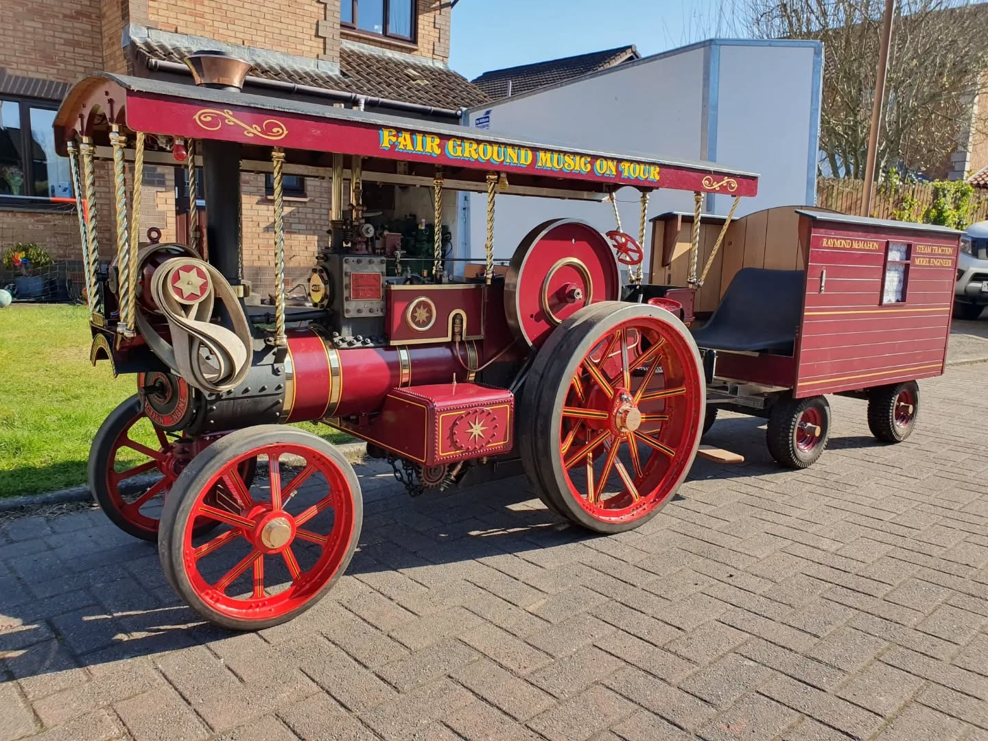 Whoever made the showman's fittings for this nicely made 4" Traction Engine had a good eye for proportions compared to most. At first glance you would think she is a scale showman's tractor.
Just as effective at creating the atmosphere at the beer tent as the considerably higher priced DCC road locos this engine will give many hours or pleasure to the new owner.
For full details please see www.legacyvehicles.co.uk/miniatures