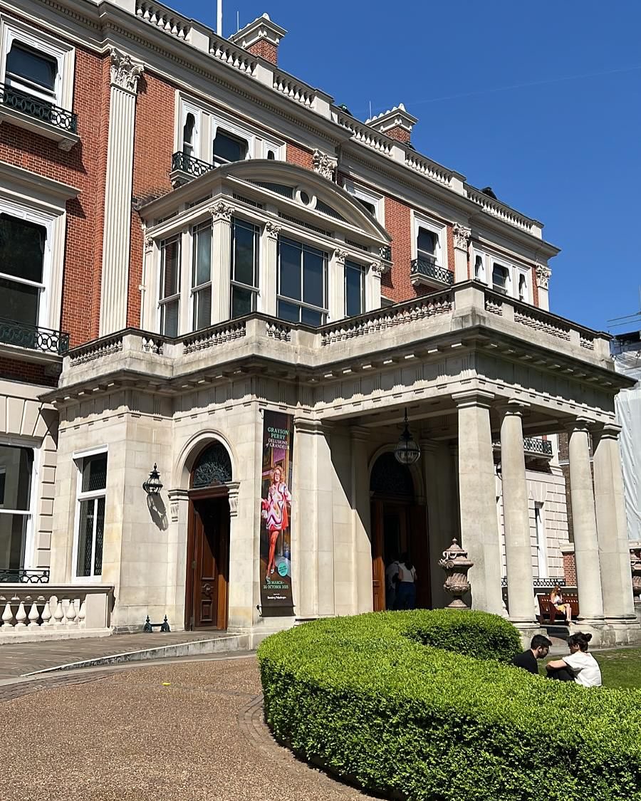 Meet Up Peer to Peer at Wallace Collection - Every 4-6 weeks we are having our peer to peer face to face choosing special venues. Yesterday was amazing admiring the endless collection! We love our gatherings and conversations.
@tnlcommunityfund
#womenempowerment #womensupportingwomen #selfawareness #tacklingisolationandlonliness #thrivingwoman #forwomen #socialise #ukmentalhealth