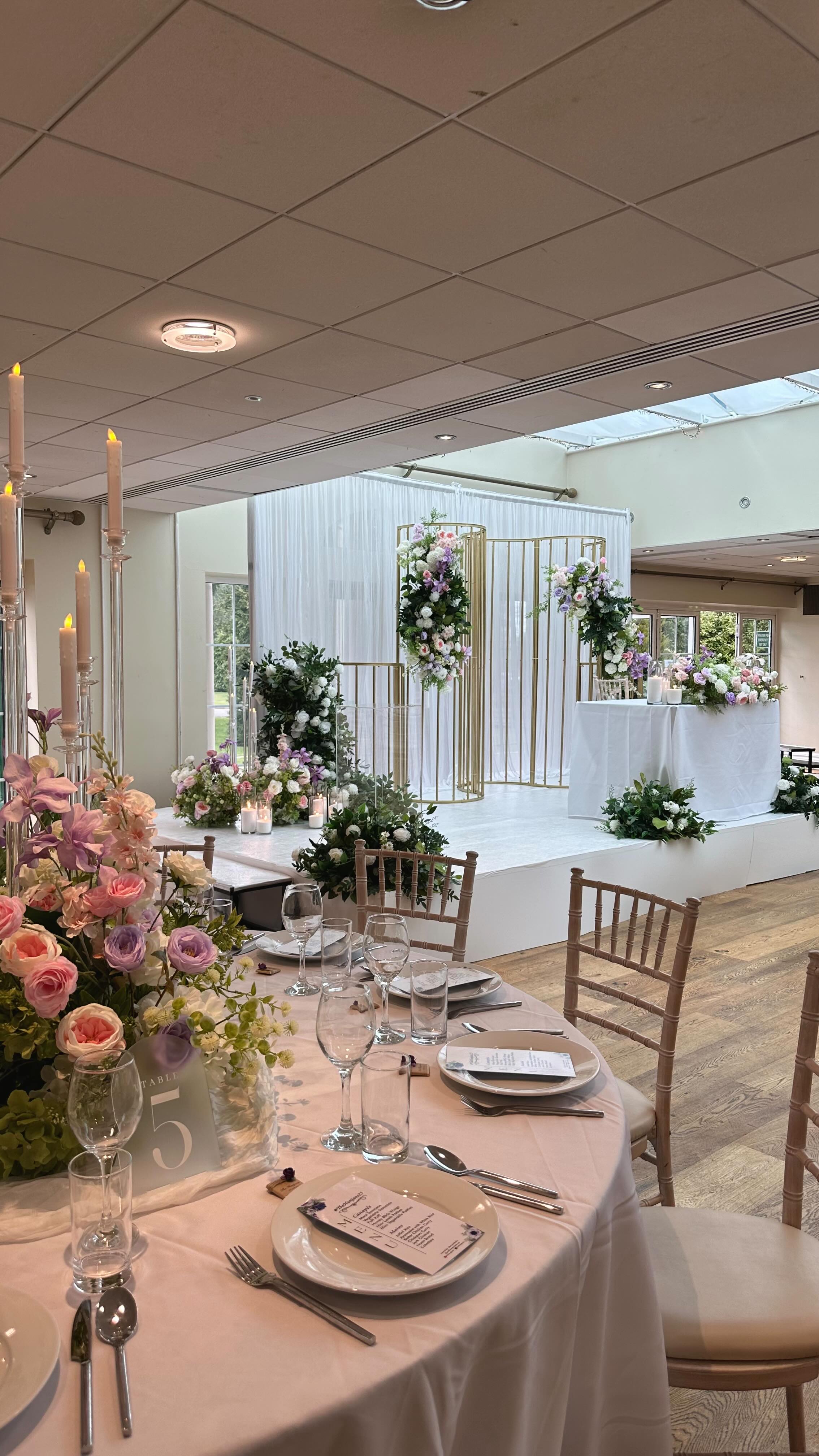 • ZARA & ONKAR •
BTS: A glimpse behind the scenes - setting the scene for something beautiful at Orsett Hall
#weddingstyling #bts #behindthescenes #essexweddings #orsetthall #cloudsixtyevents #WeddingDecor #receptiondecor