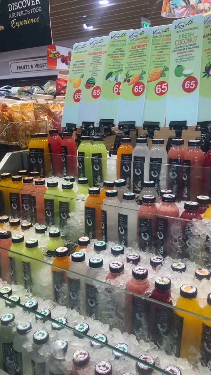 One of my favorite things about traveling abroad? The freshness of the food!
Where else but abroad can you walk into a grocery store and get fresh juice, made to order right in the aisle, for just a couple bucks a bottle?
If this juicing station were in LA, these little bottles would easily go for $10–$20!
What’s your favorite thing about traveling abroad? Drop it in the comments, I want to hear!
If you're new here, Hi! I'm Ashley and for the last (almost) 5 years, I have been traveling, eating, exploring and living in hotels full-time on just $500/week. If you want to travel like me, check out the link in my bio, www. insearchoftraveler.com/products to subscribe to my FREE, Deal of the Day, $50/night hotel deals newsletter.
#TravelAbroad #FreshFoodFinds #GroceryStoreGoals #ThailandTravel #PatongAdventures #centralpatong #traveltipsforbrokepeople #blacktraveler #blacktravel #blacktravelmovement #blacktravelalliance #blacktravelvlog #blackinthailand #blackjuicer #rawdiet #JuiceLovers #BudgetTravel #TravelForFood #HiddenGems #LocalExperience #TravelHacks #EatLikeALocal #ThailandEats #GlobalFoodie #MarketMagic #FreshJuice #TravelVibes