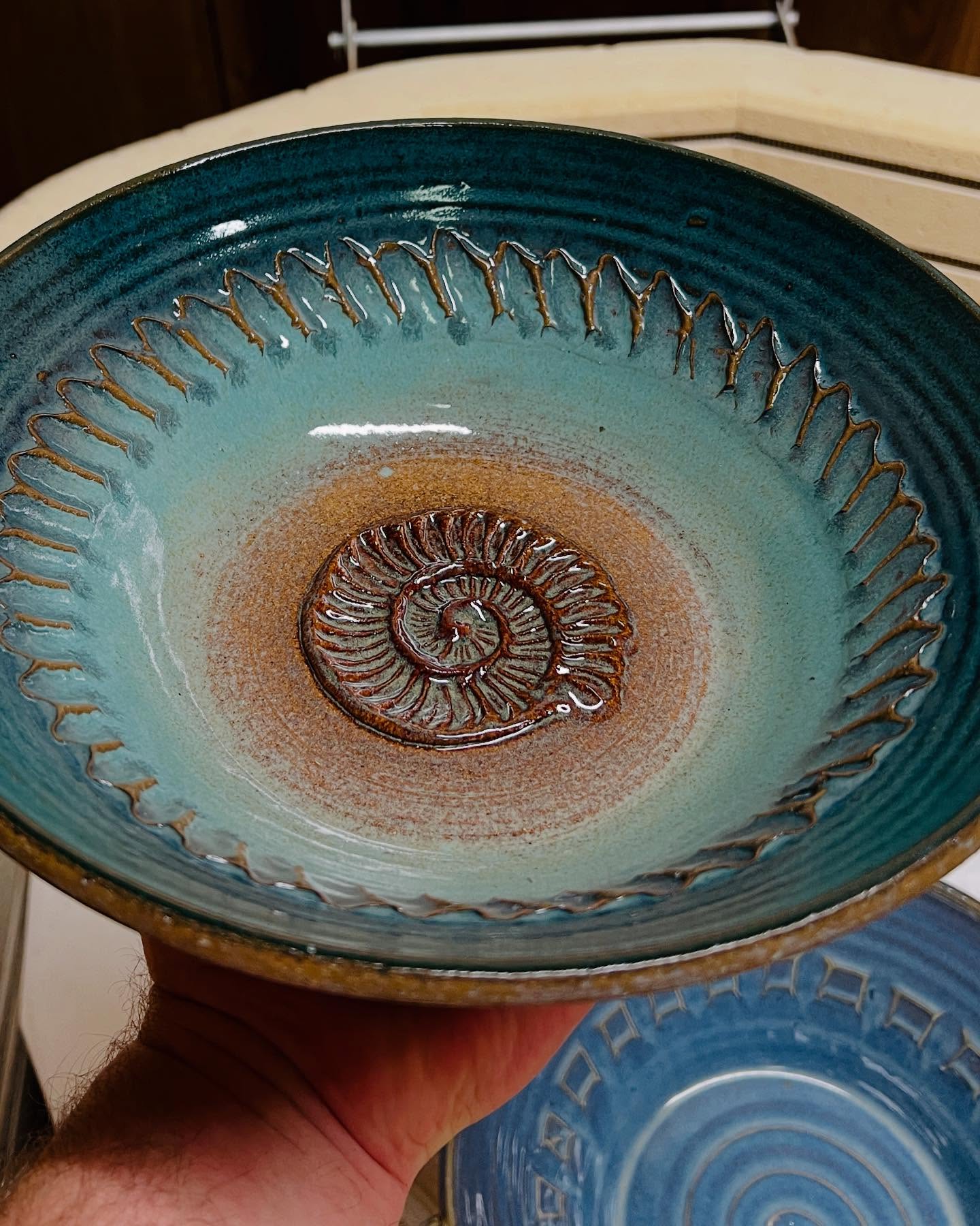 Bowls...bowls...more bowls!!
#ncpottery #handmadepotterybowl #localpottery #seagrovepottery