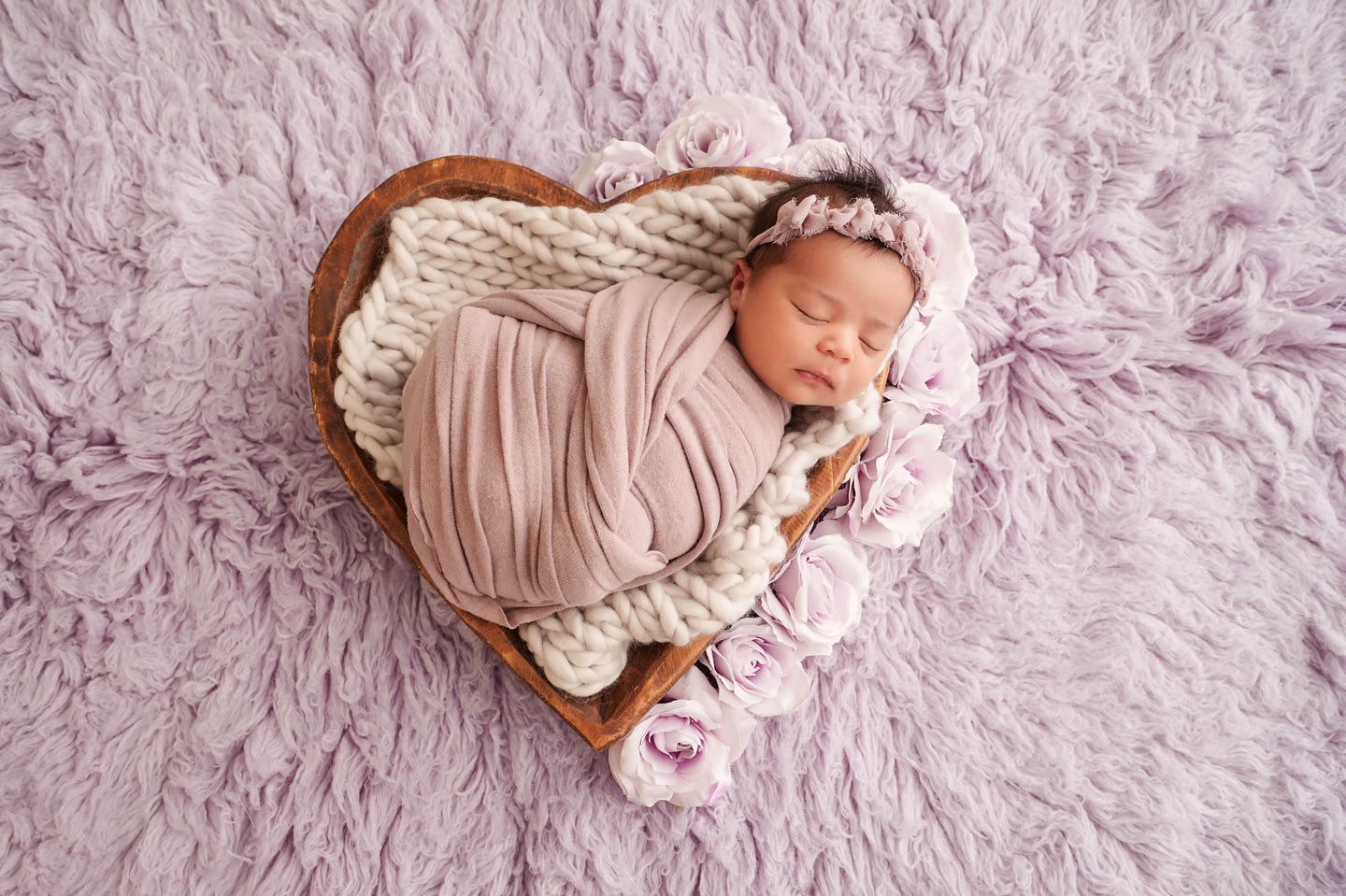 Meet Madison “Maddie” Quinn, the newest (and tiniest) member of the Charcuterie Chic Clt family, born on May 6th, weighing 8 lbs 3 oz of pure love.
After a long journey, she’s finally here and our hearts have never been fuller.
We can’t wait to raise this little foodie surrounded by beauty, flavor, and love.
