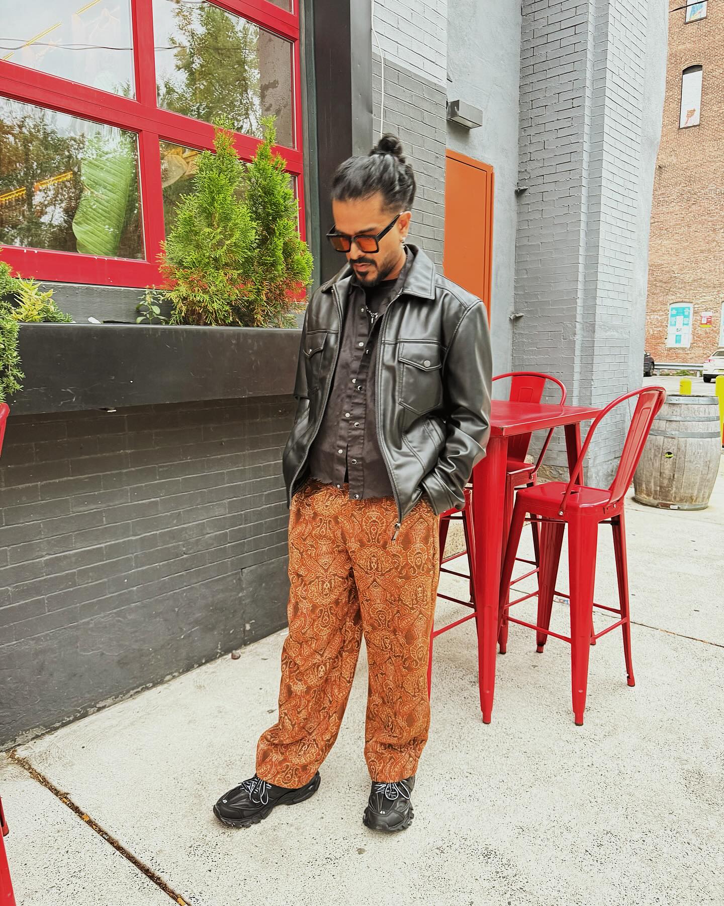 what have I been up to lately…
2. testing some fire
3. pondering
4. spending a lot of time here
5. groundhog dundee
6. in the stu with my boo @payaljay_
7. meditating 👀 @shyamlalanii
8. listening to @thebansurist
9. rapunzel
10. blooming
11. jamming
12. hydrating
13. bring back dundee we have a bigfoot sighting
13. twisting knobs
14. feeling bluephoria
15. 🐶