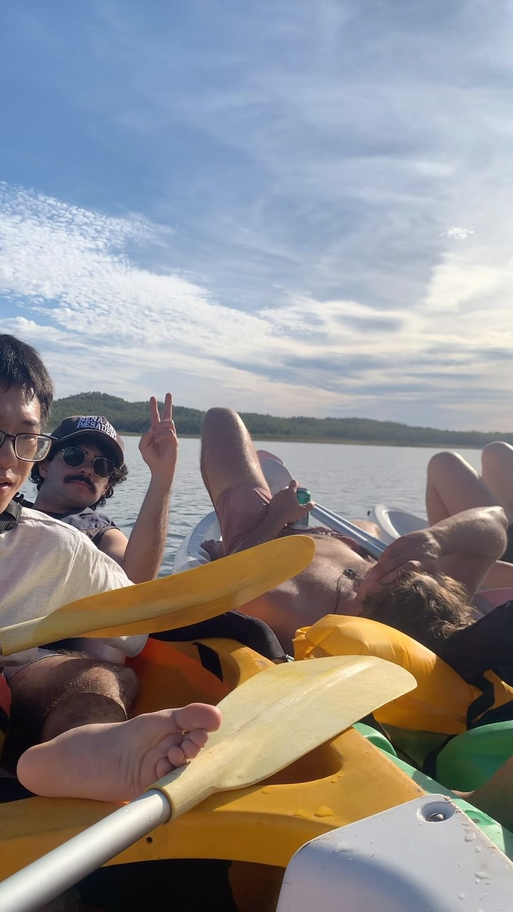 Keep calm and kayak on #lake #hosteladventures #wednesday #floating