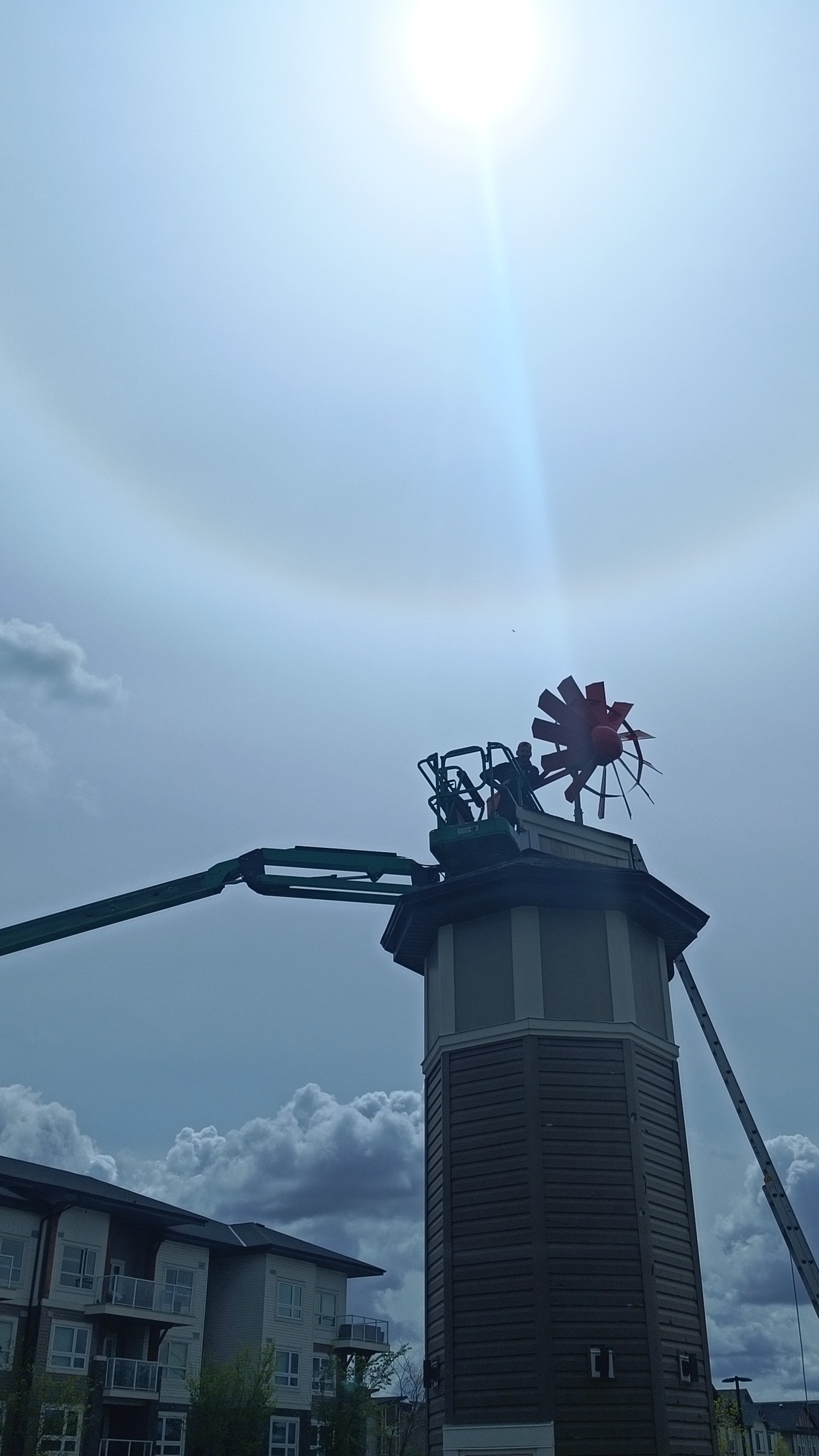 It is not everyday that you get to repair something as fascinating as a windmill.
.
.
.
#windmill #windmillrepair
#hailstormrestoration #buildingscience
#exteriorrepair #windmillwhisperer