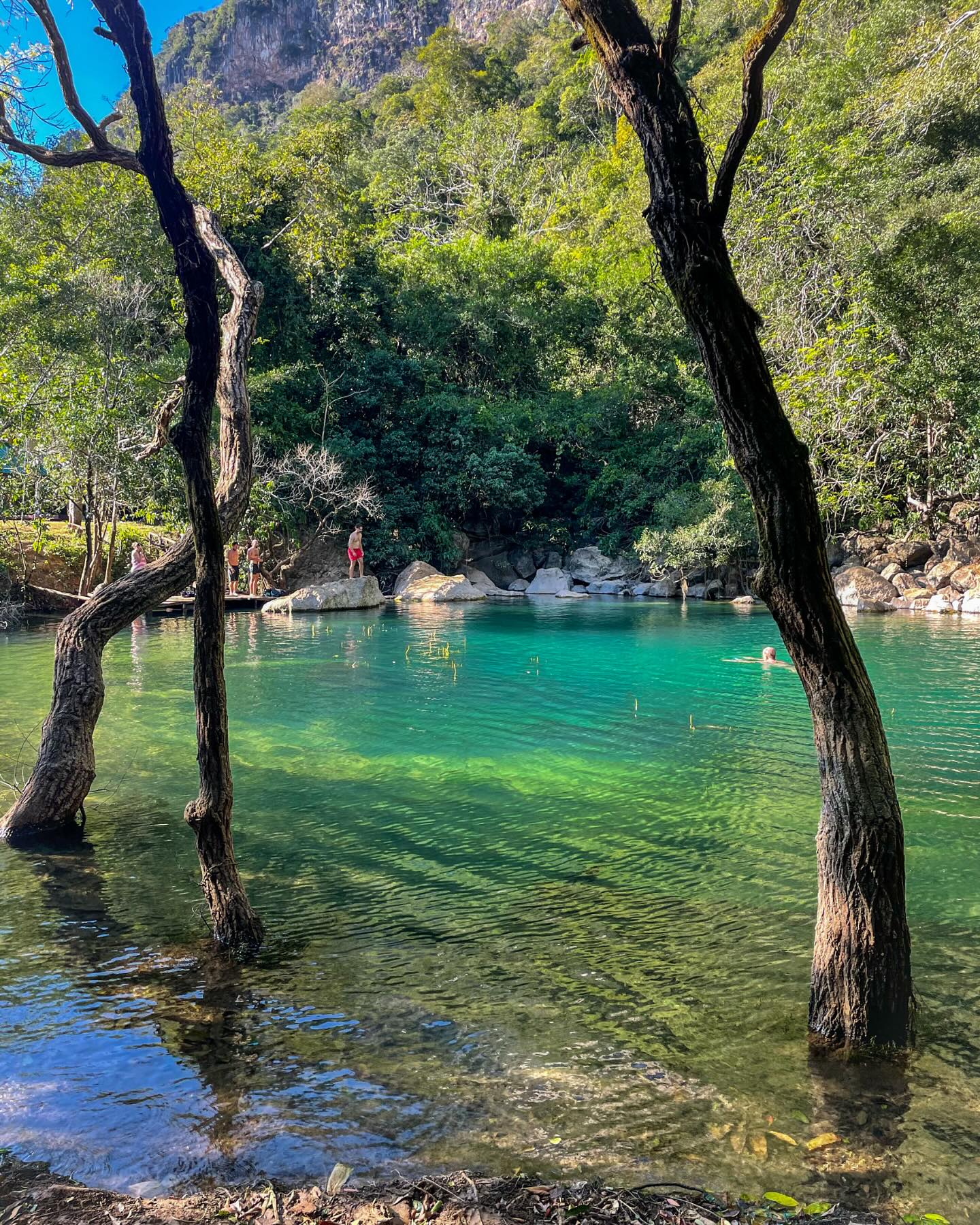 This is the Cool Pool — a refreshing and much-needed stop along the Thakhek Motorcycle Loop in Laos! 🏍️ Ready to dive into adventure? Check out my latest blog post: Thakhek Loop Laos: Everything You Need to Know Before You Go. Link in bio!
.
.
.
.
#ThakhekLoop #SoutheastAsiaTravel #AdventureTravel #BackpackingAsia #TravelLaos
#WanderlustLaos #TravelBlog #TravelBloggerLife
#WritersOfInstagram #TravelWithMe #DigitalNomadLife
#TravelTipsAndTricks #BloggersOfInstagram
#MotorbikeLaos #LaosByMotorbike #TwoWheelsAdventure #BikeTripAsia #CoolPoolLaos #HiddenGemsLaos #NatureEscape #WaterfallHunting #ScenicRoutes