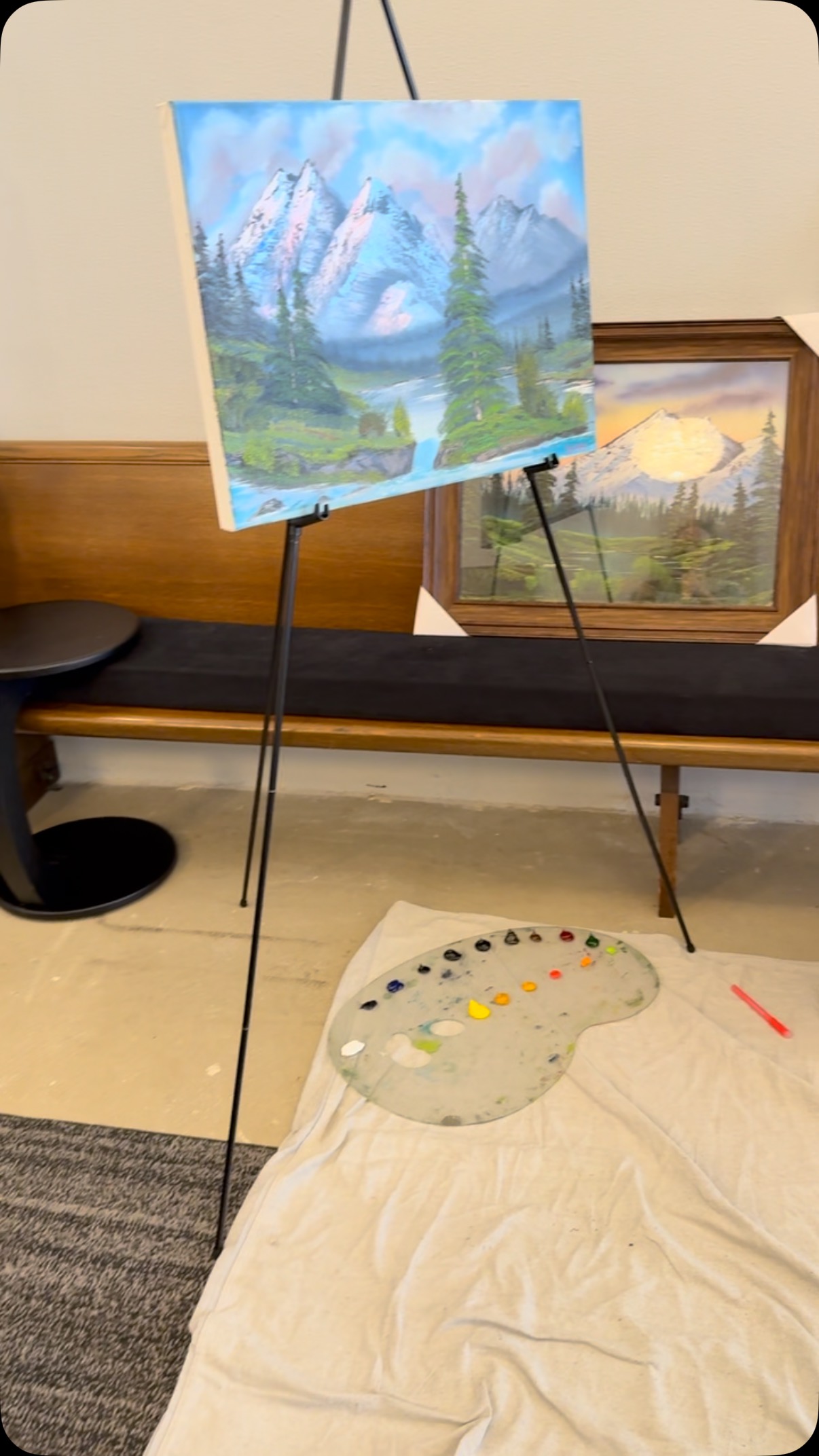 Thank you to @coolnara for shooting this video and thank you again to @renton_downtown_partnership and @drumrollwine for giving me the chance to paint live and connect with our amazing community!! #bobross #oilpainting #happytrees #fyp #happypainter #oilpaintings #landscape #feelingood