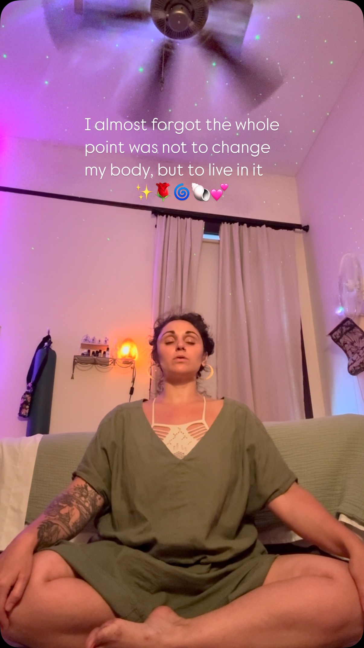 That’s the whole point, not to change but live in my body and feel the presence of everything that bubbles to the surface.
We are spiritual beings having a human experience, remember your divinity.
#divine #movement #selflove