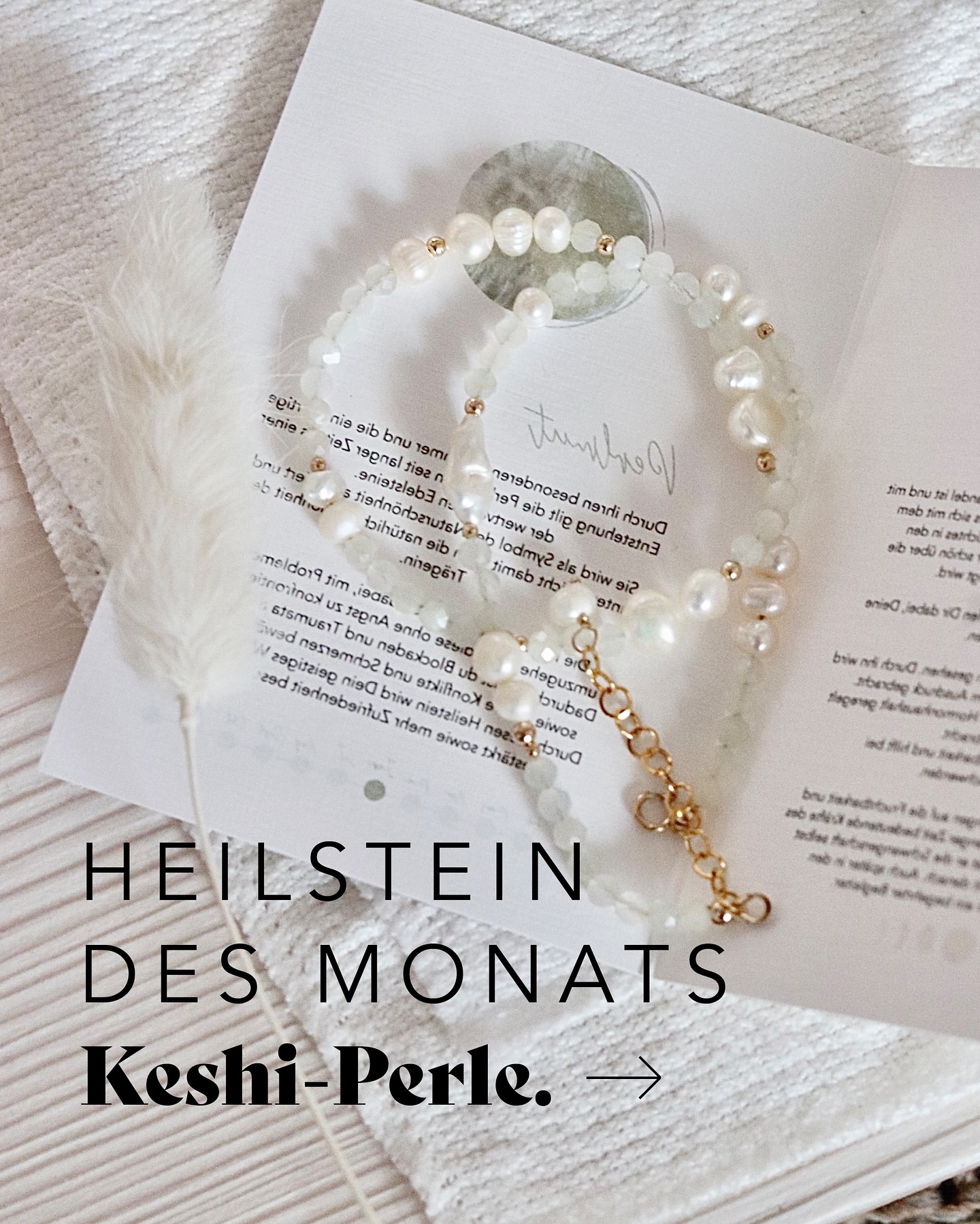 Im Fluss des Sommers. In Verbindung mit dir. 🤍
Die Perle erinnert dich daran, dass wahre Schönheit aus dem Inneren wächst – Schicht für Schicht, mit Geduld, mit Gefühl. 🌊
Es ist eine Einladung, dich selbst zärtlich zu erinnern: Du bist wertvoll. Du darfst strahlen. Genau so, wie du bist. 🤍
#Perle #JuniEnergie #manuka #manukagifts