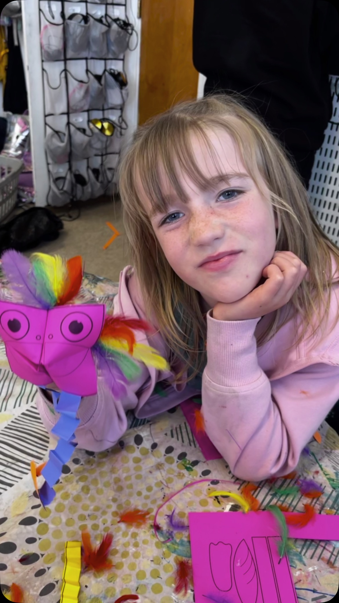 We had such a good time making bird puppets. It was a great end of the school year project. Thank you, @krokotak_ #alamedaarts #alamedaartsfun #alamedacalifornia #kidsart #artforkids