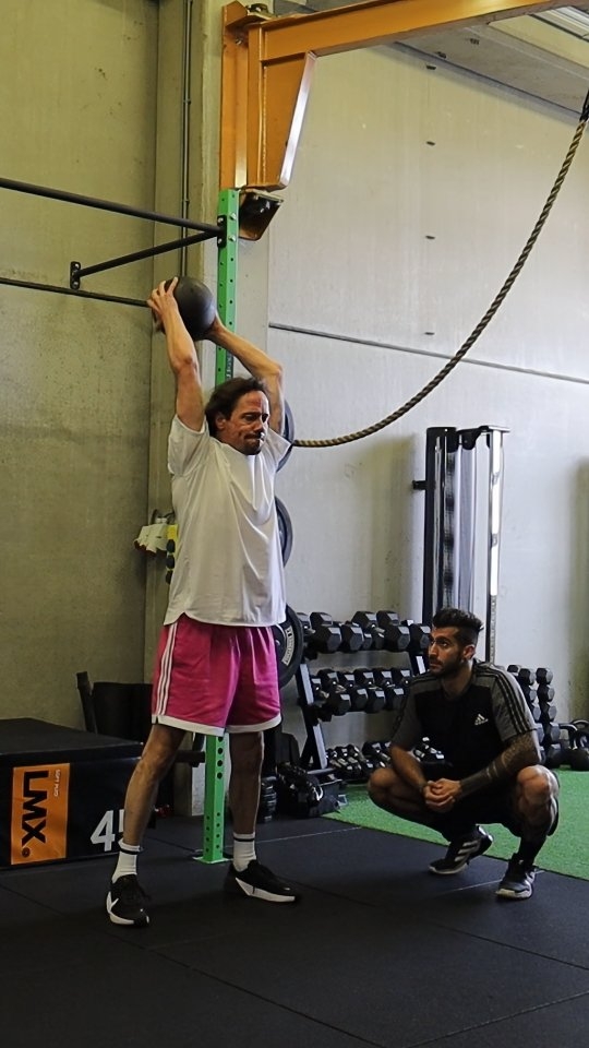 High Quality Personal Training in Amsterdam Noord!
Looking for a Personal Trainer in Amsterdam Noord to help you reach your fitness goals? 📈💪 My functional PT sessions focus on good technique, Functional strength & conditioning training, Core Strength & Stability, Flexibility & Mobility to improve performance and prevent injuries.
🏃♂️ Want to train smarter, get stronger, and stay injury-free? I create personalized training programs tailored to your needs. Whether your goal is to improve endurance, build strength, lose fat, or move better—I provide expert guidance and motivation!
✅ 1-on-1 coaching & motivation
✅ Boost endurance, strength & mobility
✅ Injury-free training with functional movements
✅ Sustainable results & fun workouts
🚀 Stop waiting, start training! Book your Personal Training session in Amsterdam Noord today and begin your transformation.
📍 Location: in Amsterdam Noord
🌍 More info & bookings:
👉 www.originalphysic.nl
👉 www.kebkokabakibi.com
DM me now and take the first step toward becoming a stronger, fitter version of yourself! 💥
#PersonalTrainerAmsterdamNoord #PTAmsterdam #FunctionalFitness #InjuryFreeTraining #StrongerFitterFaster #MoveBetterTrainBetter #StrengthAndConditioning #FitnessAmsterdam #TrainForResults #FitWithPT #personaltraining