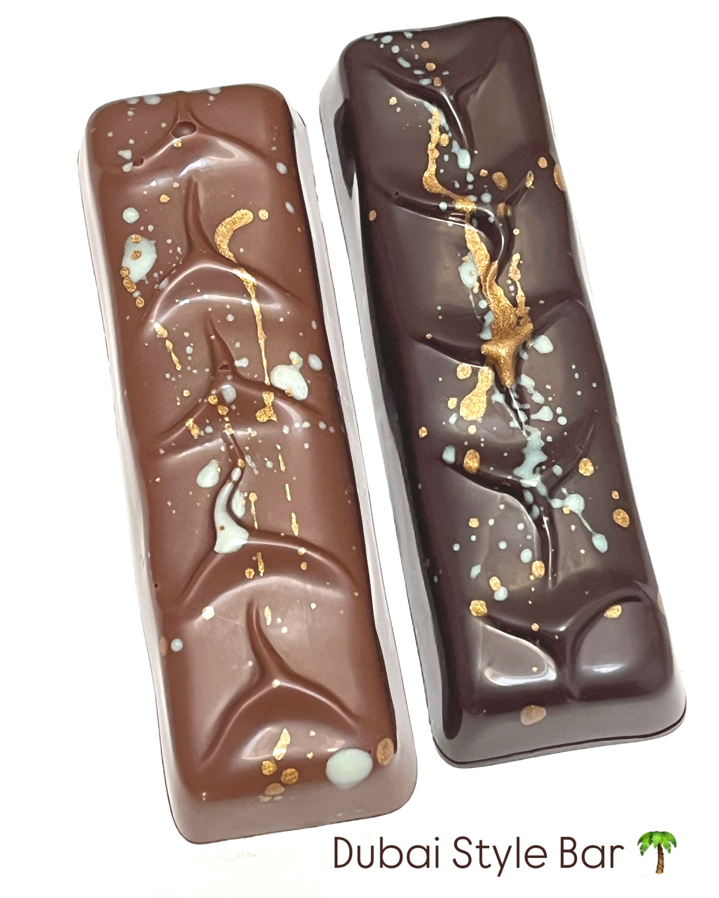 Our Dubai Style Bar now available on our website!
Crafted with a well balanced single-origin chocolate from Colombia, choose between a crisp 60% dark chocolate shell or a smooth 45% milk chocolate shell 🪇
Link in bio to find out more 🍫
www.azurachocolat.com
#chocolate #kunafachocolate #pistachiochocolate #dubaichocolatebar #finefood #handmade #finechocolate #artisanchocolate #singleoriginchocolate #choco #chocolovers #craftchocolate #bonbonschocolat #beantobar