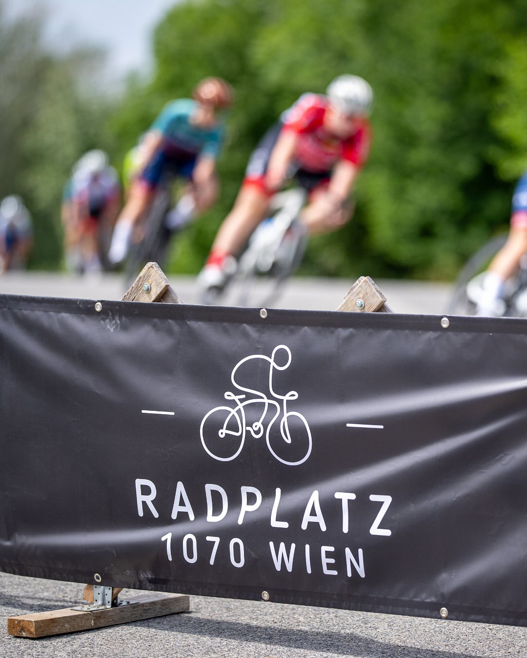 VICC Race Day III - Race Recap
Last Sunday brought speed, sunshine and amazing PRIZES at the 3rd round of the Donauinsel Cup!
A huge shout-out and thank you to our sponsor @radplatz (Radplatz 1070 Wien) for the generous support and prizes - your commitment to the cycling community keeps us rolling!🙌🏼
Special thanks for being present at the event, helping out during the race, and even sending one of your own riders to the start line - true passion for the sport 👏🏻
Congrats to all riders and podium finishers! And cheers to the volunteers, fans, and the whole VICC crew for making it all happen.
👉🏻 More sponsor shout-outs coming soon - stay tuned!
#viccracedays #donauinselcup #racedayimpressions #grateful #sponsorlove #radplatz #radplatzvienna #cyclingcommunity #supportlocal #thankyousponsors