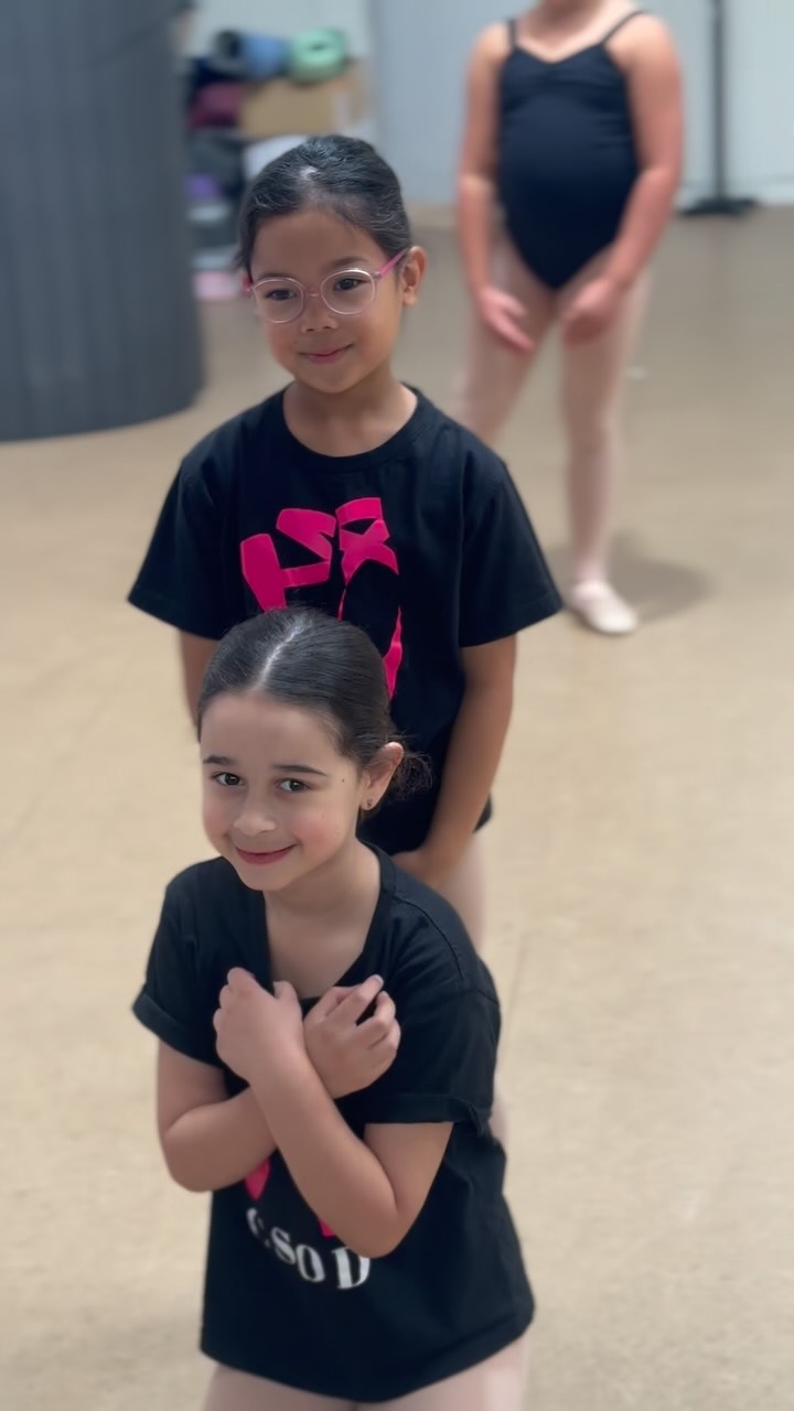 🩷🖤Lately🩷🖤 lots of learning, lots of smiles, lots of fun! Our mid year performance is getting closer and we are all getting super excited! #performance #dance #ballet #jazz #tap #acrobatics #hiphop #csod #letsdance #showtime #carolinesprings #ravenhall