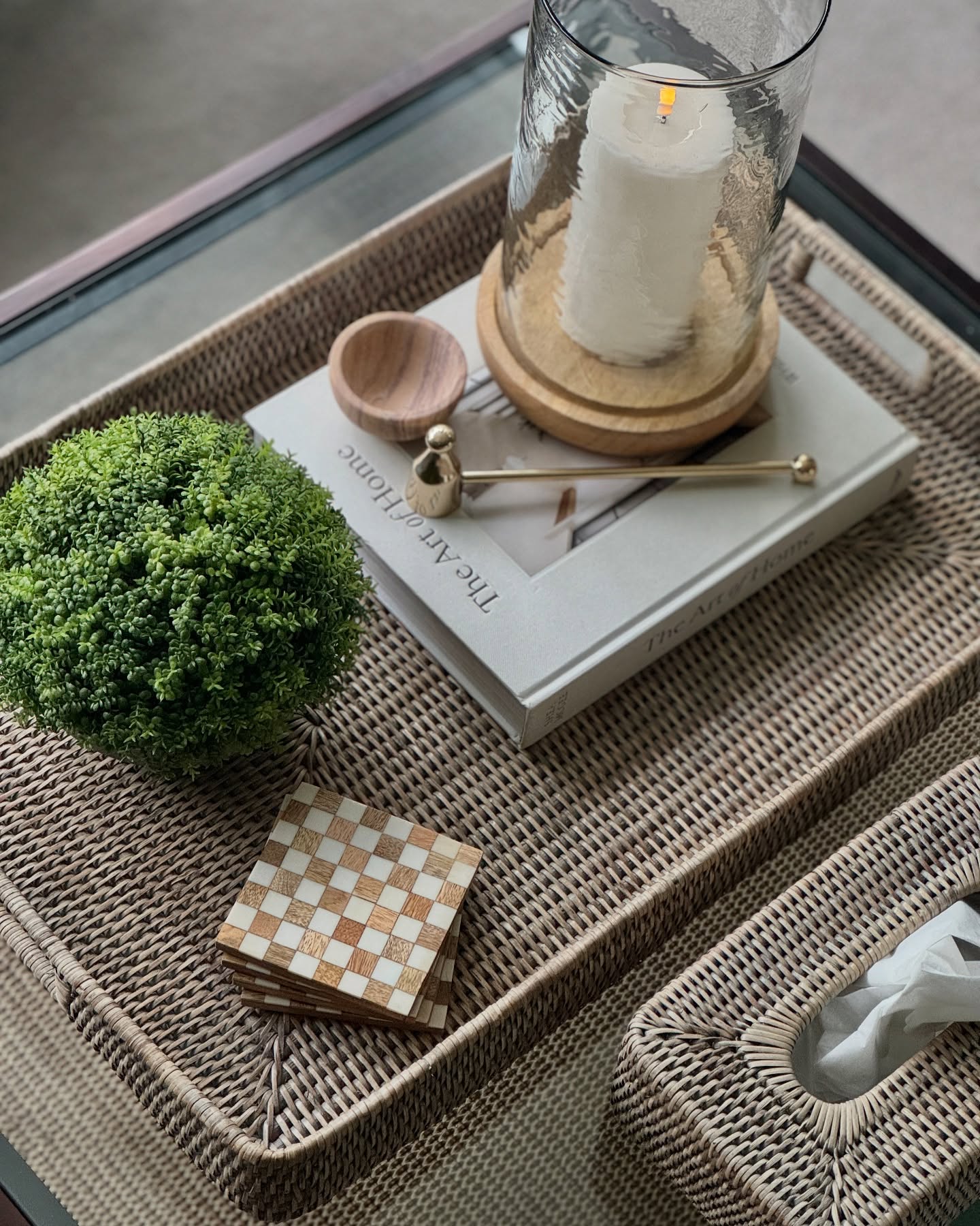 Calm, curated and beautifully considered ✨
A moment of styling joy from our bestselling Grey Rattan Tray Collection, now updated with a few of our favourite new arrivals. Styled here on our elegant Rattan & Glass Coffee Table, this look brings effortless warmth and charm to your living space.
Featuring:
- Our Luxury Gold Brass Candle Snuffer
- The soft glow of our Flameless LED Ivory Pillar Candle (Medium)
- Faux Hebe, timeless greenery
- Hand carved Sandstone Trinket Dish
- Chic and tactile Resin & Wood Chequered Coasters
- Statement Glass Hurricane with Wooden Base
…all styled effortlessly in our Grey Rattan Ottoman Tray & matching Tissue Box Cover.
Neutral, textural and timeless — this curated collection is perfect for transitional styling through every season. Tap to shop or head to our profile to browse the full collection
#BoxwoodHomeInteriors #CoffeeTableStyling #HomeDecorUK #RattanLover #TrayStyling #HomeAccessories #ModernClassicHome #InteriorInspo #NeutralHomeDecor #Bestsellers #HomeStyle #UKHomeShop #HomeVibes #InteriorLovers #LuxuryHomeStyle #shopthelook