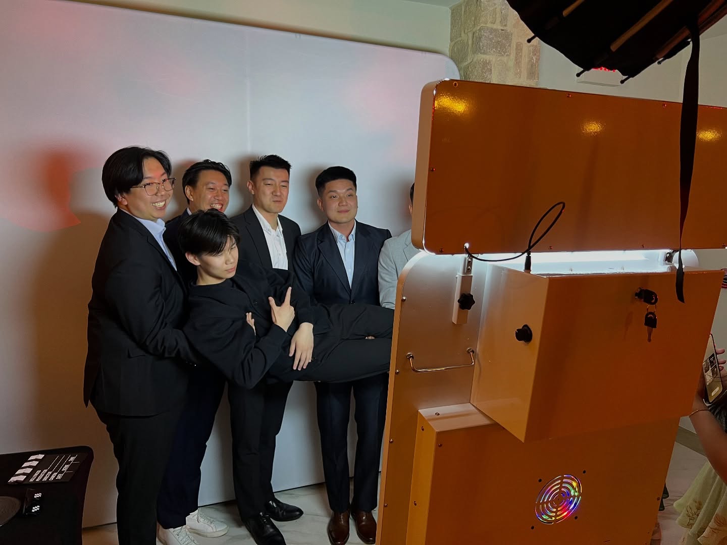 Yup, that came from our Photo Booth. Ask us about our post event color enhancements for an even MORE professional look to your event photos. Perfect for brand activations and corporate events.
www.enventertainmentny.com
#corporateevents #brandactivation #mirrorbooth #photobooth #eventplanner #nycevents #westchesterevents #connecticutwedding #newjerseyweddings #nycweddings