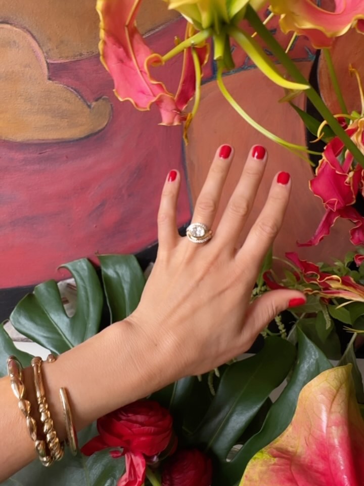 When it fits together just right and it feels right - those objects of meaning and the love we have with those in our lives. ❤️ Sometimes it all just works out right and we can dance/ride side by side through all the adventures good and bad. This set came together effortlessly - a style that hugs the center diamond attraction of a stunner oval diamond. The waves of tiny diamond pavé hugging and embracing on one side and when you slide the wedding band on it’s a completely balanced talisman of love. Love both of these humans and so happy for them together. Wishing them all the good things in life forever . @gloria_pazmino @martylafalce ❤️❤️❤️ #customengagementring#love#madeinnyc#katherinelincoln
—