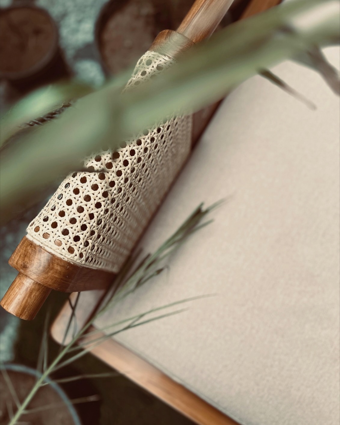 A sofa that’s part classy wood, part cozy cloud, and 100% ready for lounging. With its smooth walnut curves, woven cane whispers, and cushiony cloud of comfort, this beauty is where mid-century charm swipes right on modern zen. Toss on a throw pillow and a good book and you’re set!
Dm to place the order or for further enquiry..we will be happy to customise as per your requirements!
#furnituredesign #design #sofá #bench #rattan #aesthetic #interior #outdoors #furniture #craft #handmade #handwork #newdelhi #noida