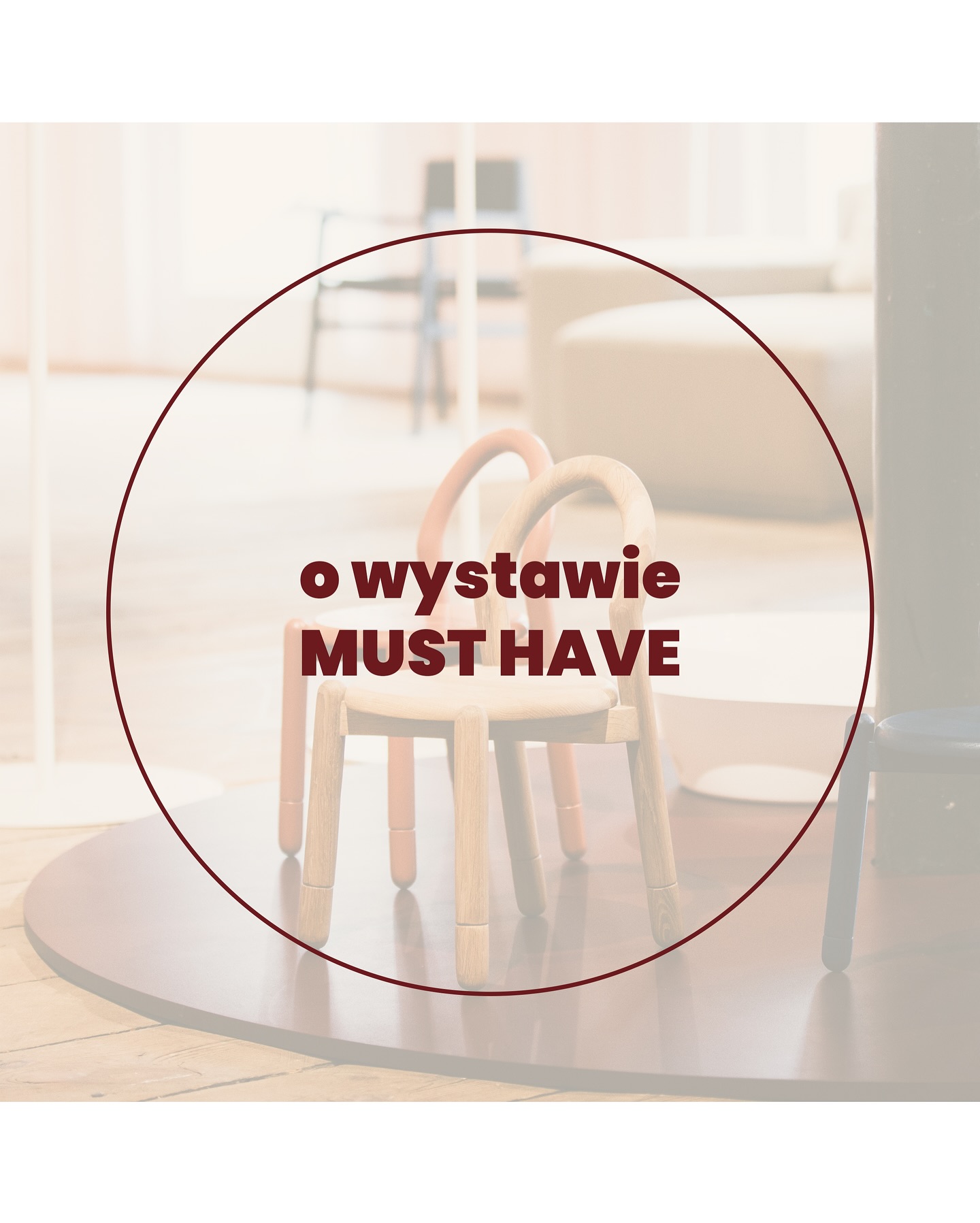 Przez ostatni tydzień nasze krzesełka były częścią wyjątkowej wystawy nie_koniec / un_end w ramach Łódź Design Festival 2025! @lodzdesign 🪑✨
To dla nas ogromna radość i szczególne wyróżnienie, bo idea tej wystawy głęboko rezonuje z tym, co jest fundamentem naszej marki: dziecięca ciekawość, dociekliwość i naturalna potrzeba odkrywania świata.
Hasło tegorocznej edycji — nie_koniec / un_end — mówi o otwartości, ciągłym procesie i projektowaniu jako odpowiedzi na zmieniające się potrzeby społeczne. To dokładnie ten kierunek, w którym chcemy podążać — tworzyć rzeczy wspierające rozwój, samodzielność i myślenie dzieci już od najmłodszych lat.
Dlatego ta wystawa miała dla nas szczególne znaczenie — była opowieścią o wartościach, które są podstawą naszego projektowania: empatii, odpowiedzialności i uważności na drugiego człowieka — zarówno małego, jak i dużego.
Szczególnie doceniamy przemyślany charakter całej ekspozycji, jej wysoką jakość estetyczną i spójność koncepcyjną. To był zaszczyt znaleźć się w gronie tak znakomitych projektów i twórców, których prace wspólnie tworzyły ważny dialog o przyszłości designu — odpowiedzialnego, otwartego i świadomego.
Ogromną radość sprawiło nam obserwowanie dzieci w interakcji z naszymi produktami — ich zainteresowanie, swoboda i naturalna ciekawość to dla nas najcenniejszy dowód, że podążamy właściwą drogą. To doświadczenie utwierdziło nas w naszych założeniach i dało ogromną motywację do dalszego działania.
Dziękujemy Łódź Design Festival za zaproszenie do tej pięknej, inspirującej rozmowy o tym, czym może (i powinien) być współczesny design. 💛
Fot. HAWA / Łódź Design Festival
#lodzdesignfestival #lodzdesignfestival2025 #niekoniec #unend #designforkids #dziecięcydesign #ciekawośćdziecka #świadomydesign #rozwojdziecka #dobrywzór #empatycznedesign #krzesełkadladzieci #futureofdesign #designthatmatters #kidsfirst