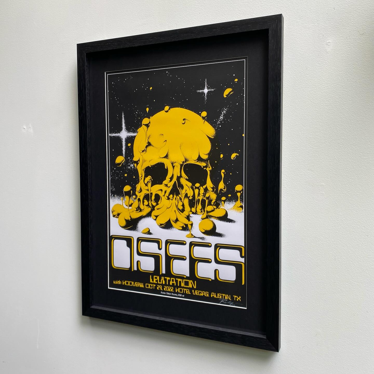 Nice and simple. Frame moulding by Larson Juhl NZ.
#theeosees
#rockposter
#larsonjuhlnz
#nzframers