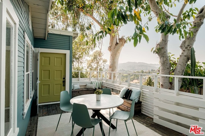 Share with a friend who has always wanted their own Silver Lake Craftsman Cutie Duplex for under $1.3
2 🛏️ (Plus separate studio unit)
2 🛁
1,844 sq ft 🏡
Silver Lake 📍
Asking $1,295,000
(Besides this house - See Slide 7 for my other 2 off market opportunities)
🌅 Quintessential Silver Lake duplex perched on a hill with stunning views
🌅 Delivered vacant – potential to combine into a single-family home
🌅 Upper unit: 2BR with oversized primary, spacious living room, Bachelder fireplace, built-ins, and reservoir + hillside views
🌅 Lower unit: large studio with eat-in kitchen and private outdoor patio
🌅 Original wood floors and charming architectural details throughout
🌅 Expansive outdoor space includes lush grassy yard, huge entertaining deck, and mature shade trees
🌅 One-car garage at street level with meandering path and 50 steps to the home
🌅 Ideal location near Whole Foods, Gingergrass, Red Lion, library, Silver Lake Meadow, and the reservoir
Ready to start having fun with your real estate journey? Shoot me a DM
Listed by my friend @andrea_dunlop_la
👨 @matthewjamesboelk
📱 310-955-7420
📨 Matt@sandandstone.us
🎫 DRE # 02167081
🏣 Sotheby’s International - Vista
Would you like to have your home listed and expertly marketed by @sandandstonehomesLA ?
Drop me a DM