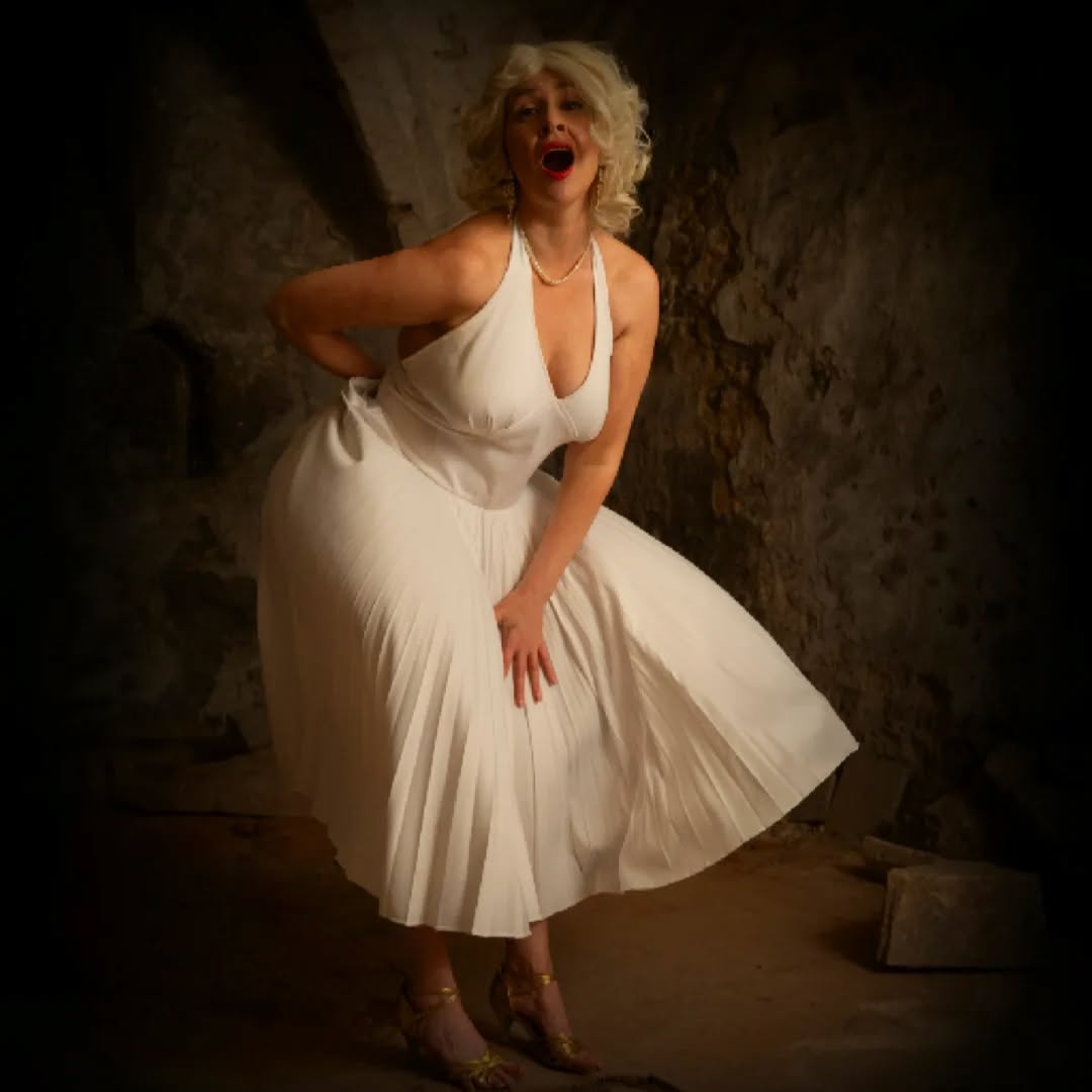 Just a sneak peak of something exciting that's coming up in November! Photo Al Pulford
#assemblyhousenorwich
#1950shollywoodglamour
#murdermystery
#franklymydearidontgiveadamn