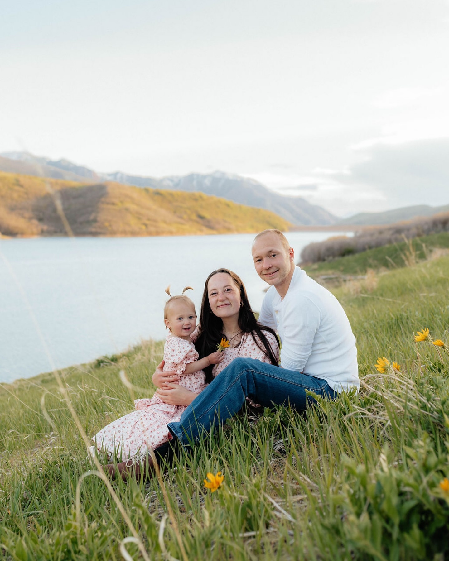 I’ve been awful at posting lately, so here’s me proving I’m alive and well by showing off this adorable family!
#saltlakecityphotographer #loveandwildhearts #saltlakecityelopement #northernutahphotographer #utahisbeautiful #utahunique #saltlakecity #visualambassadors #utahphotography #utahweddings #posepatch #utahisrad