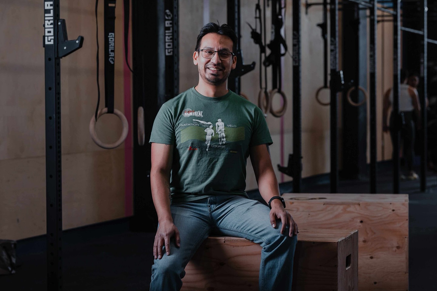 Member spotlight: @isco_emir
Pourquoi @cfpulsemtl ?
“Because it’s the best part of my day. After the stress of work and everyday life, it’s the perfect place to let it all out with a good workout. No matter your level, you always end up with the satisfaction of being able to say: “I did this. My body is capable of doing this.” It’s a priceless feeling.”
💜 ⚡️ 💪 🤩
« Parce que c’est le meilleur moment de ma journée. Après le stress du travail et de la vie quotidienne, c’est l’endroit idéal pour tout laisser sortir dans un bon entraînement. Peu importe ton niveau, tu vas toujours arriver au bout avec la satisfaction de pouvoir dire : “ je l’ai fait, mon corps est capable de le faire”. C’est un sentiment qui n’a pas de prix. »
📸: @manon.photopro @thomasfaso