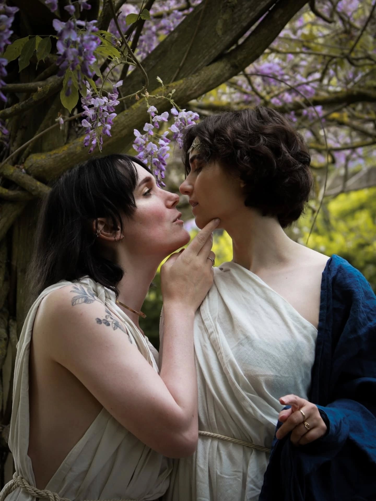 Today we did something I've been wanting to do for a very long time!
My wife and I dressed up as the characters from my novel and went to this place that has inspired the wisteria garden scene in the book ✨️
It was so much fun to try to embody these characters and go to this gorgeous place we discovered together many years ago ❤️
If you wanna read a story with these vibes, check out As We Fall - my spicy MM fantasy novel with a gorgeous Ancient Rome inspired setting!
#bookstagram #wlw #queercouple #queerwomen #queerbookstagram #mmfantasyromance #mmromancebooks #occosplay #AsWeFall #gaybooks #gaybookstagram #booksbooksbooks #spicyfantasybooks #spicybookstagram