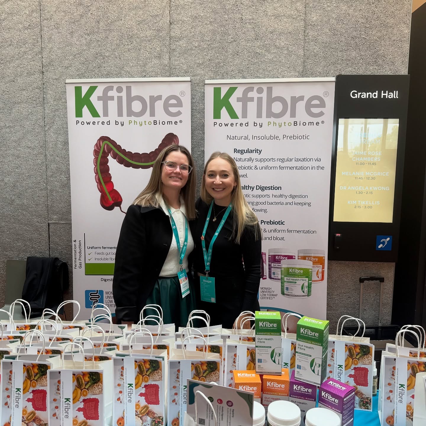 Kalkoup Community Care’s Founding Director and Clinical Nurse Consultant, Siobhan is having a wonderful time with Evette from Intermed and Meagan from Kfibre at the @dietitianconnection #dieticiansunite conference 📸 Stay tuned for more! @kfibre @freearm.tube.feeding.assistant