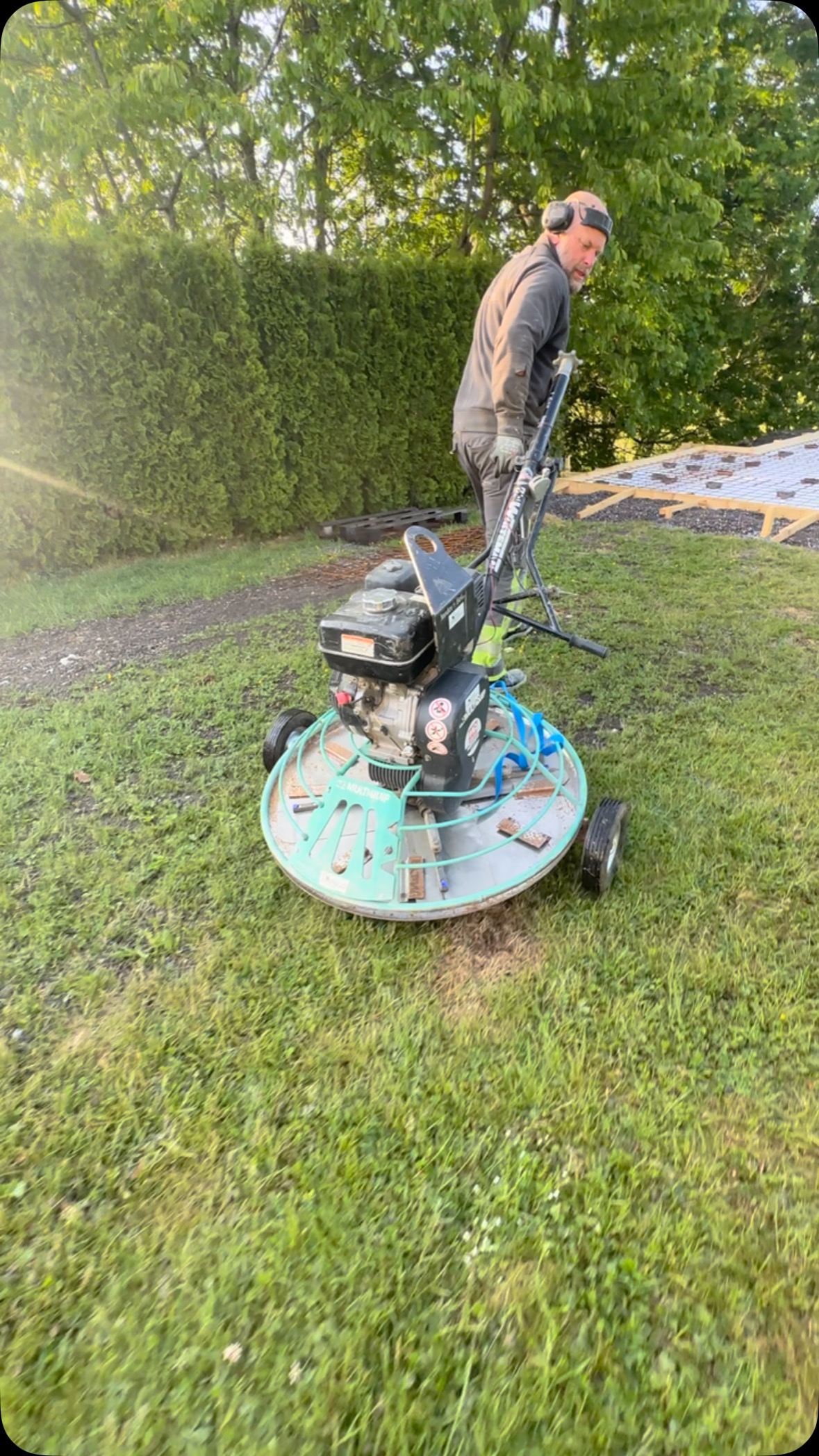 #powertrowel @multiquipuk @multiquipinc #glättare