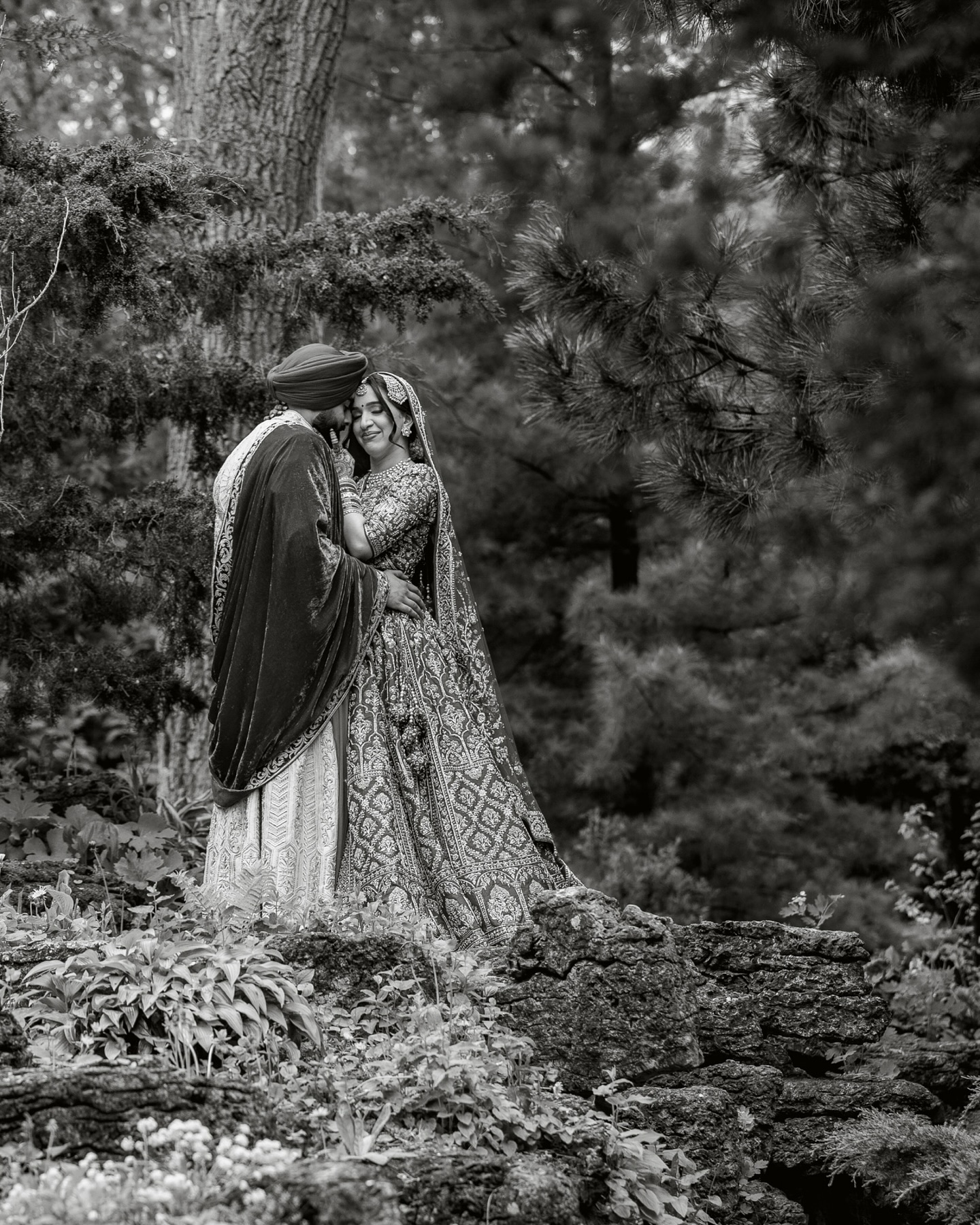 Moments like these 🩷
Photography: @sollisstudio
Planner: @aroraevents
Decor: @dreampartydecor
Makeup: @lesonne_bridals
AV: @eminenceent
MC : @emceenick
Entertainment: @shaanpunjabdee
Signage: @signsbysimran
Venue: @embassygrand
Vinyl: @designerdancefloors
__________________
.
.
.
.
#wedding #weddingseason #bridetobe #engagementsession #luxuryweddingphotographer #wedluxe #graceormonde #destinationwedding
#destinationweddingphotographer #floridaweddingphotographer #miamiweddingphotographer #torontoweddingphotographer
#torontoweddingvideographer #mexicoweddings
#bridetobe #bridalinspo #editorialwedding #editorialweddingphotographer #weddinginspiration #maharaniweddings #southasianbride #southasianbridemagazine #indianwedding #explorepage