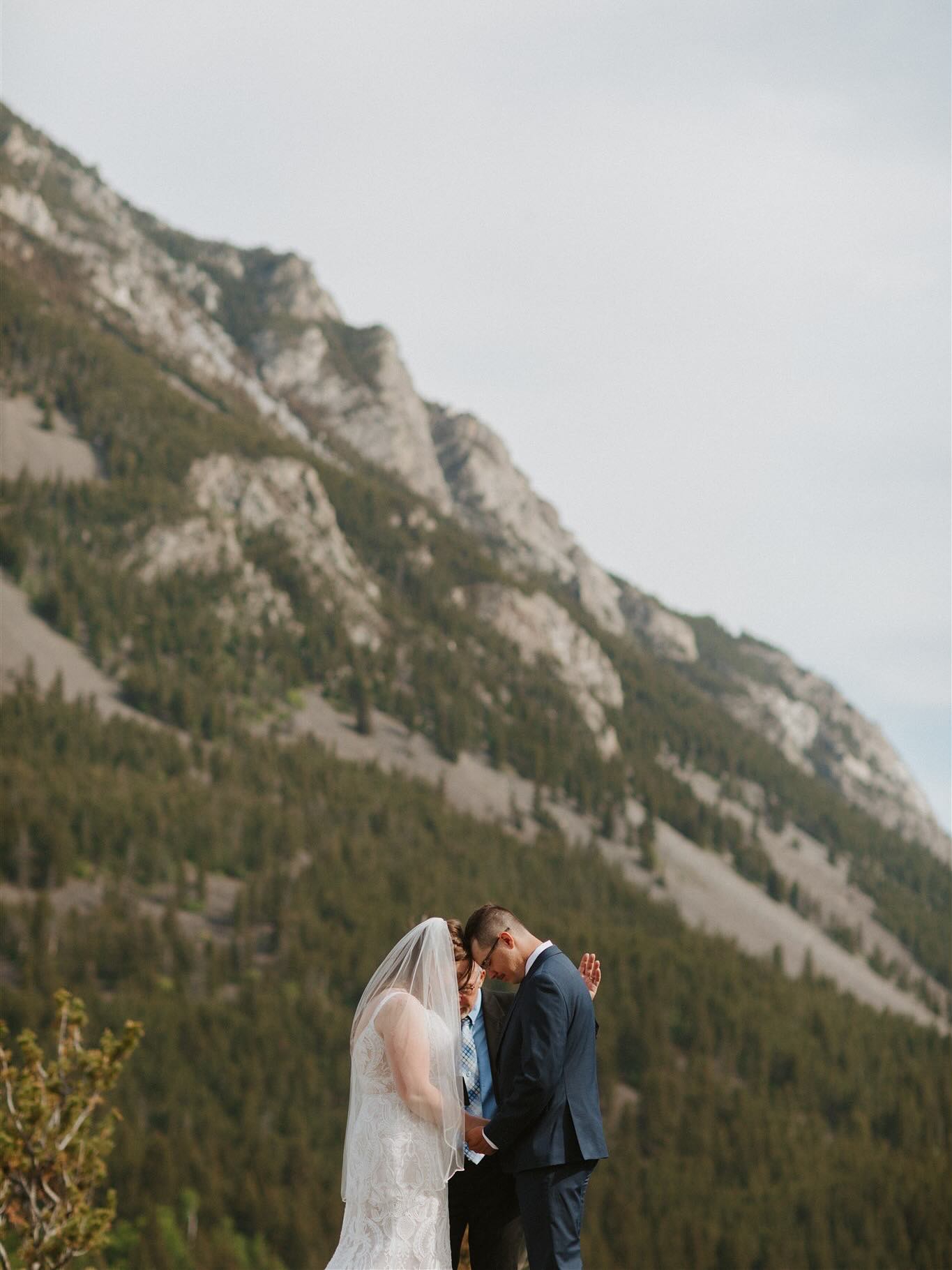 The Jurgensmeier’s🤍
Devin and Emily had truly the most intimate and tender elopement with their closest people. We escaped to some mountains, pulled over, got them married, and took off for the ceremony. It was perfect.