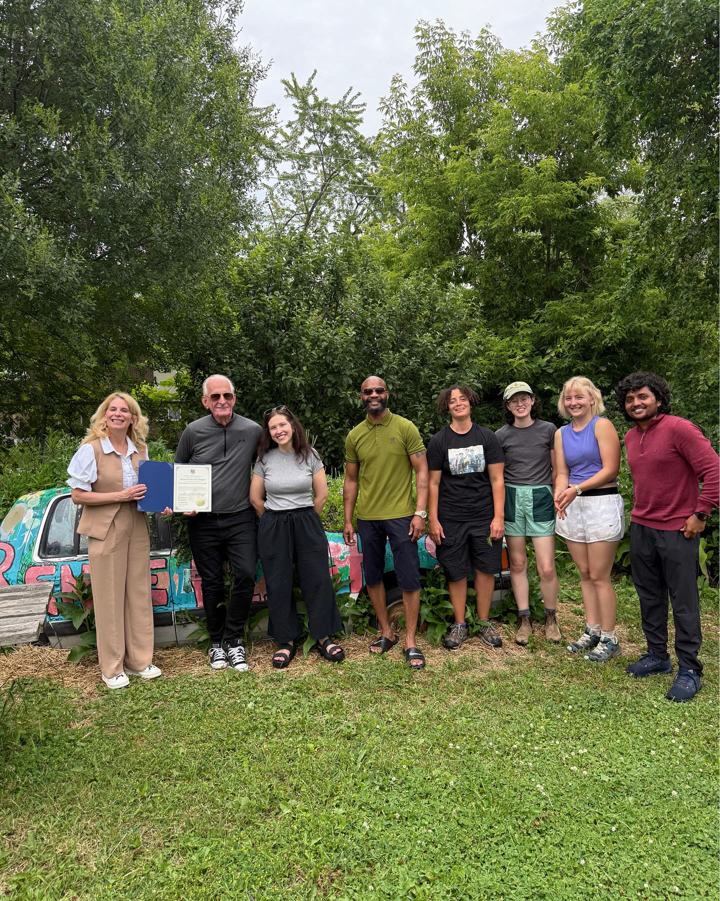 🌱 Big thanks to MPP Michelle Cooper in Eglinton-Lawrence for recognizing our Grow-to-Learn Fresh Food Box Program! 🥕💚
We’re proud to fight food insecurity and empower our communities—one fresh box at a time. 🙌
#PACTUrbanPeace #GrowToLearn #FoodSecurity #CommunityLove #YouthEmpowerment