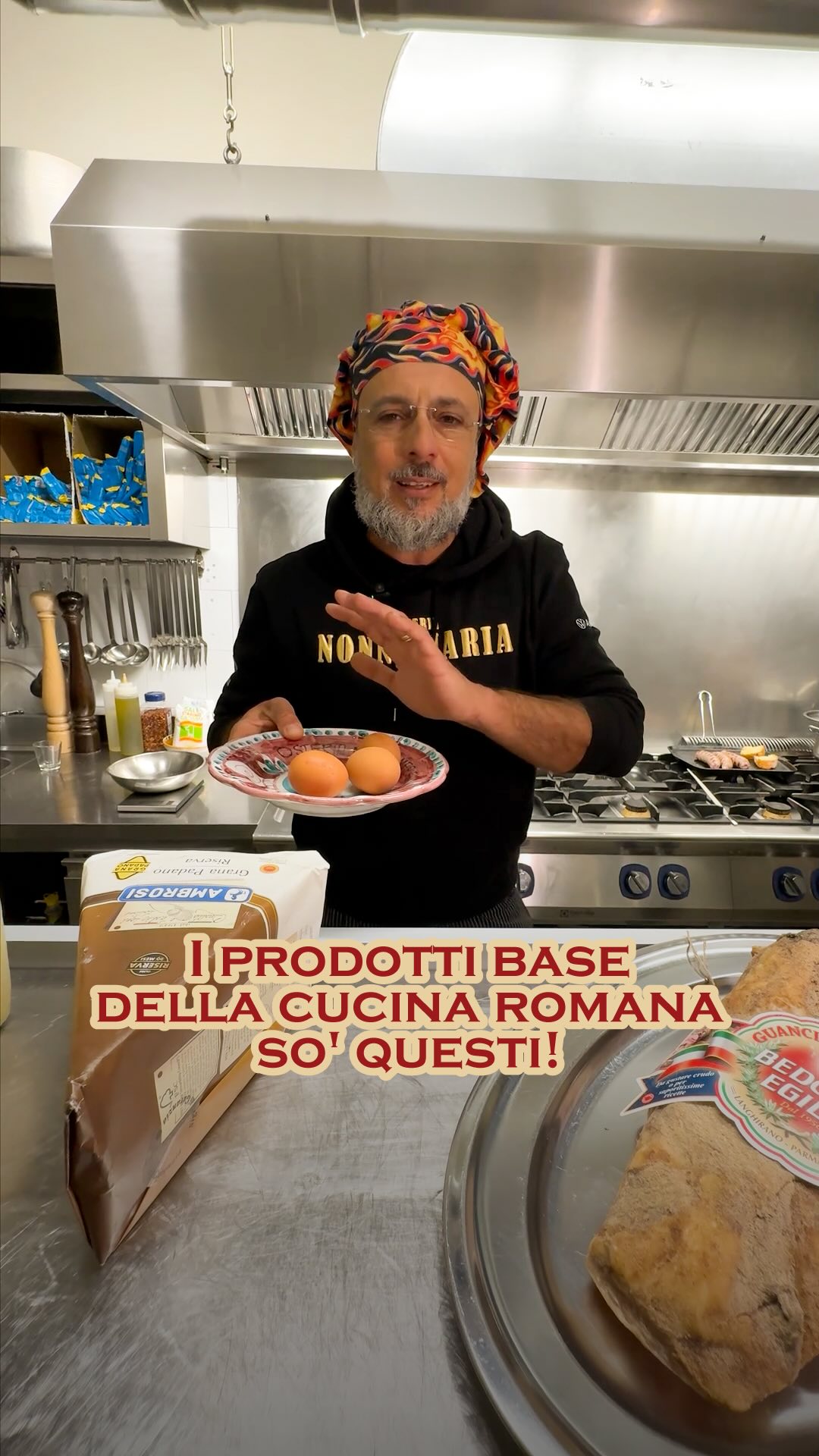 ‘A semplicità, da noi, equivale a qualità.
La vera cucina romana ha bisogno de’ pochi ingredienti, ma devono esse’ ‘bboni!
📍 Via Roma 82/via Masuccio Salernitano 77, 84100 Salerno SA
📍 Corso Umberto I 61, 84013 Cava de’ Tirreni SA
Visita il nostro sito: www.osterianonnamaria.it
#osterianonnamaria #cucinaromana #roma #cucinaitaliana #pasta #carbonara #instafood #italia #amatriciana #cucinatradizionale #cacioepepe #cena #osteriaromana #tradizione #ciboitaliano #foodpic #guanciale #gricia #cucinare #cucinacreativa #gusto #ilovepasta #foodstagram #pecorino #handmade #foodtime #piatto