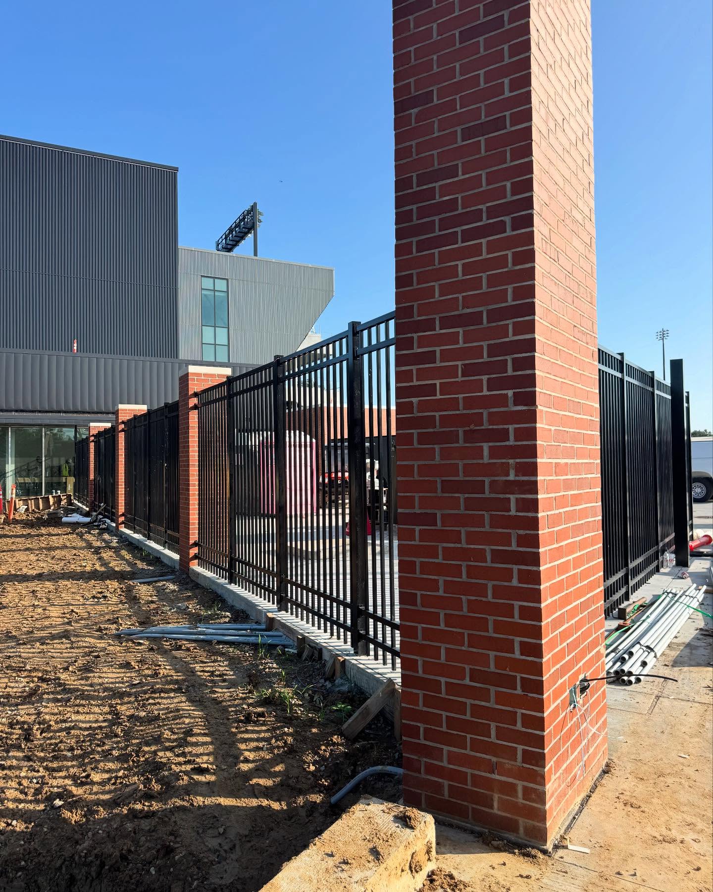 Only ONE day left to vote for Acadiana’s Choice! 🗳️
At Stinson Fencing, we take pride in delivering top-tier results on both commercial and residential job sites — no matter the size, we get it DONE. Your support means everything!
🔗: https://www.voteacadiana.com