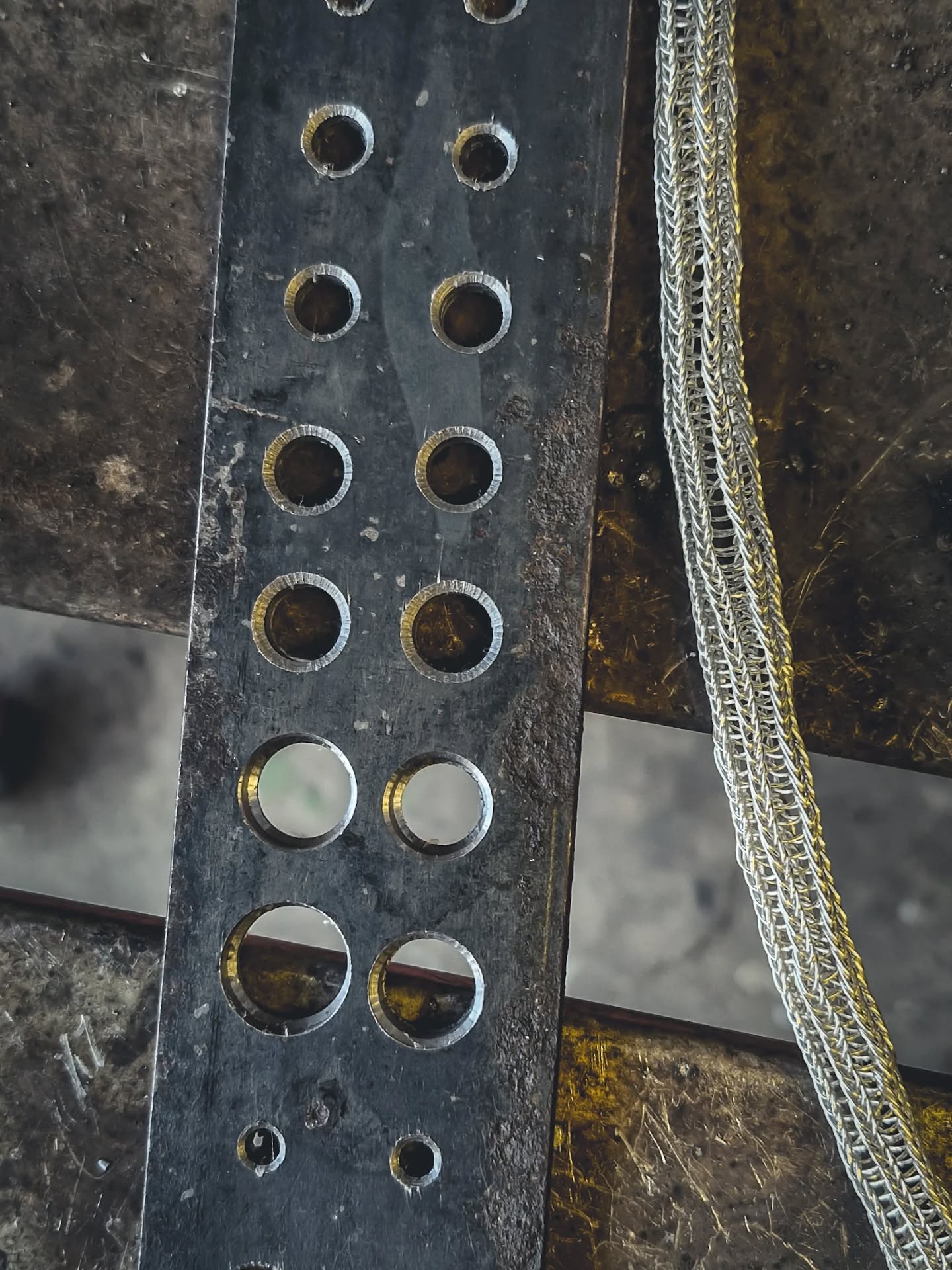 I made a drawplate for my viking knit jewelry. Made it so much easier, I used a "hole chart" before 😅
.
#drawplate #metalsmithing #vikingknit