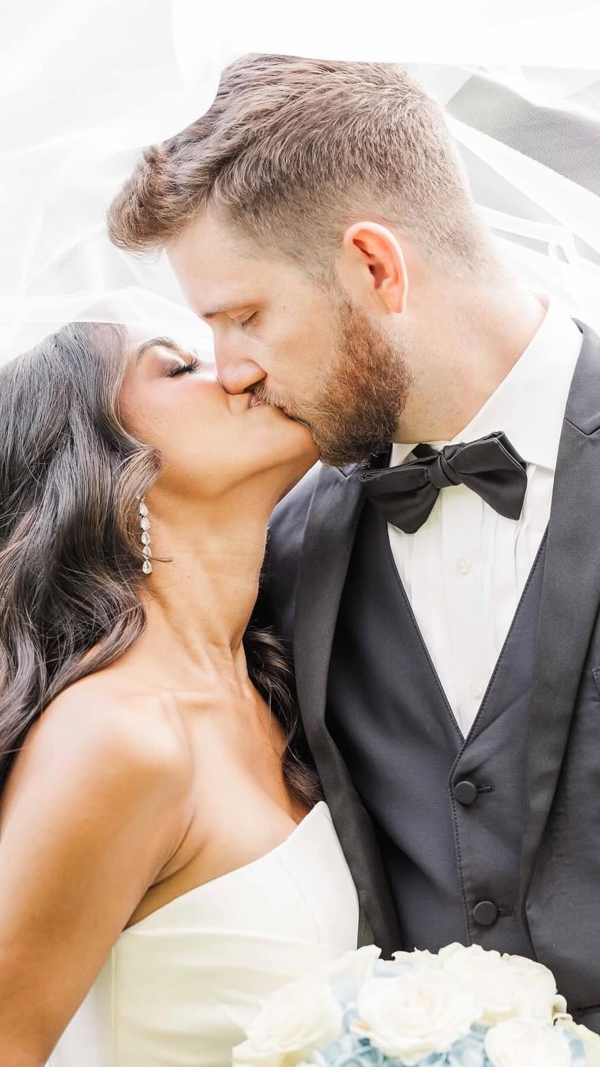 The new Mrs. Mason! Katie, to style you on your wedding day was such an honor and full circle moment. A day you have dreamt of for as long as I’ve known you, and it was just beautiful in every way. I love you beyond words, and you were truly a STUNNING bride. Wishing you and Will all of the happiness in the world🤍
Hair and makeup by me
#makeupartist #hairstylist #bridalmakeup #makeup #makeupaddict #makeuplover #bridalhairstyle #makeupartists #makeupinspiration