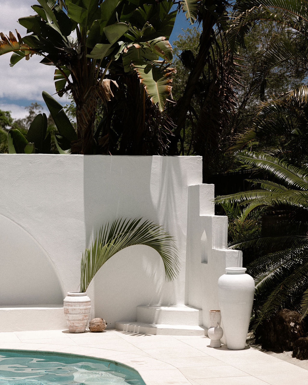 ceramics, chlorophyll, coconut water, repeat
#jidaibeauty