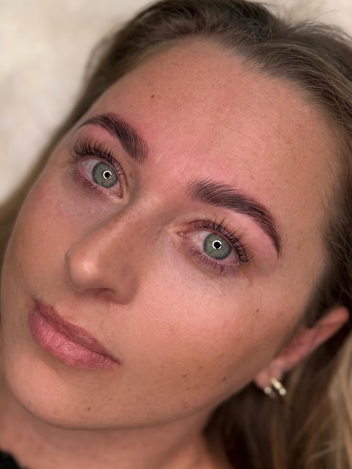 Yumi lash lift & brow lamination on the gorgeous Ruby 🎀
#browlam #yumilashlift #brow #beautynz #dunedin