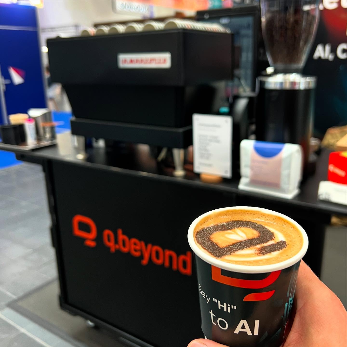 Specialty Coffee Catering this week for the Team @qbeyondag in Düsseldorf
Great success at this years @collabsummit with our All-In-One Mobile Cart 🙌☕️🙌☕️🙌
#underdogespresso #messecatering #barista #specialitycoffee #messe #espressobar #catering #espresso #coffeecatering #baristaservice #düsseldorf #latteart #mobilebarista #lamarzocco #kaffeecatering #kongress #brewing #mobilecoffee #eventcatering