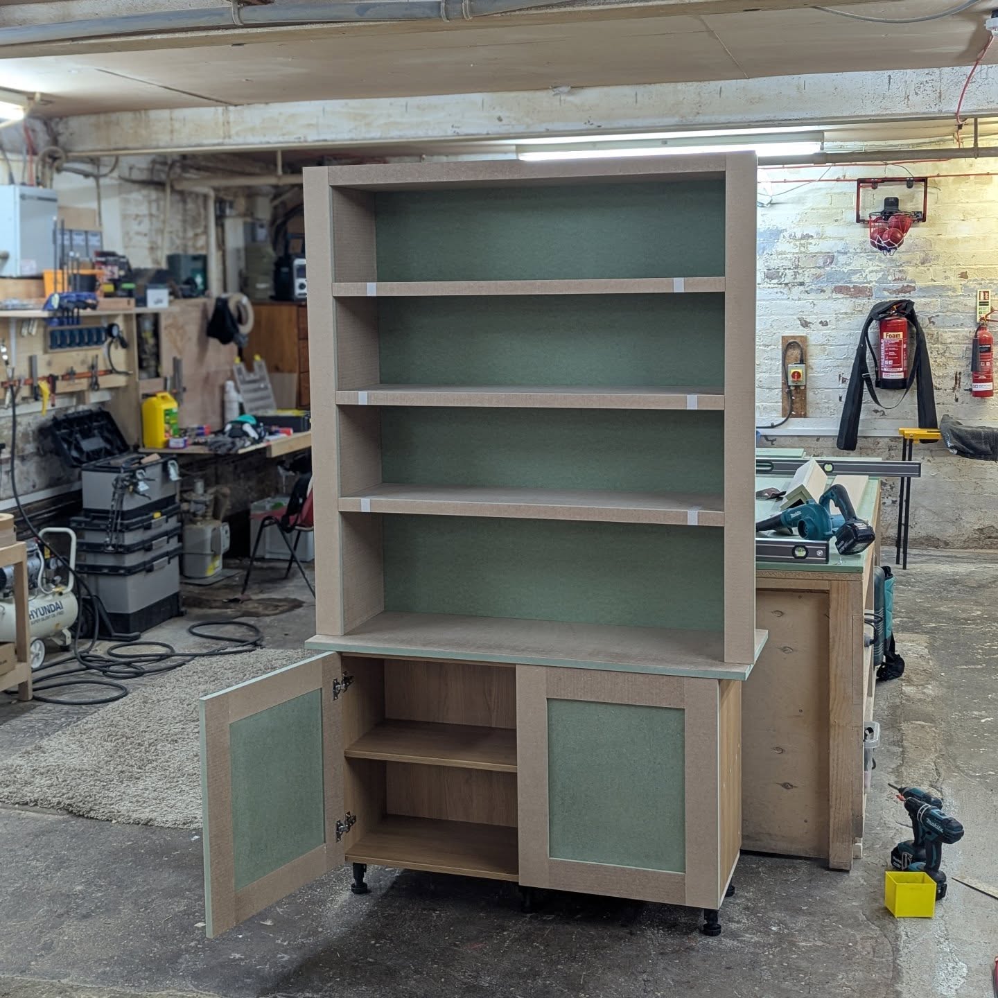 A lot has changed in a few months!
From a small garage space to a brand new workshop.
Tools are still being organised, half-unpacked boxes. The space may be messy but I'm still making it happen
The main character....multitasking