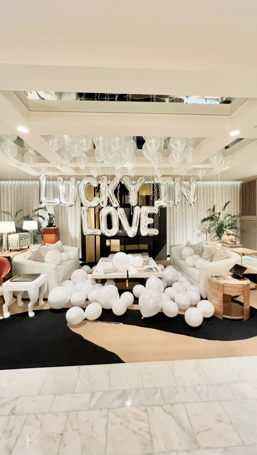 A little LUCK a lot of LOVE 🤍🤍🤍
#VegasGlowUp #LuckyInLove #Bachelorette #Vegas #ExtraInLove #luckyinlove #bacheloretteideas #vegasballoons #hehitthejackpot #inlovewithhim #oldmoneyaesthetic #pearlballoons