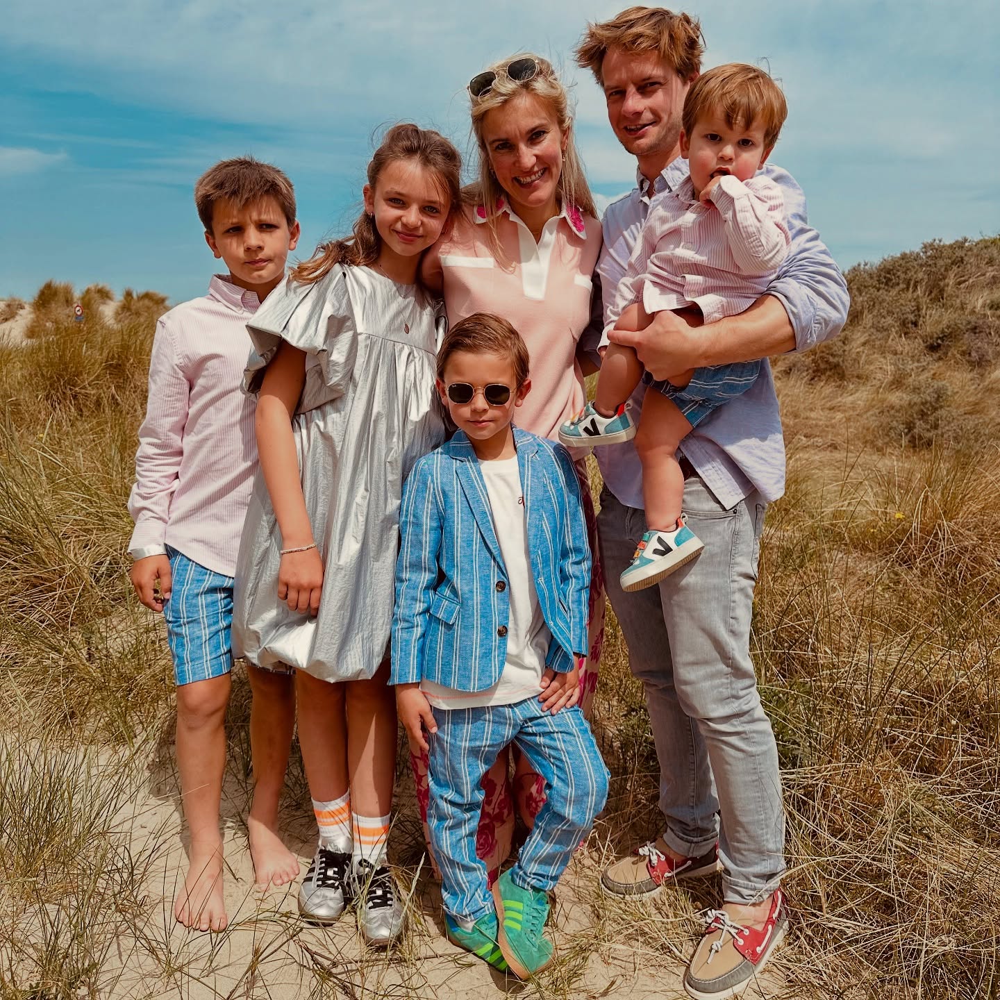 Hoe ouder ik word hoe meer ik besef dat perfect gewoon gewoon perfect is. Prachtige dag, zonder al teveel poespas met alleen maar pure mensen rondom ons. #dagmeteengoudenrandje ❤️☀️ 🙏🏻