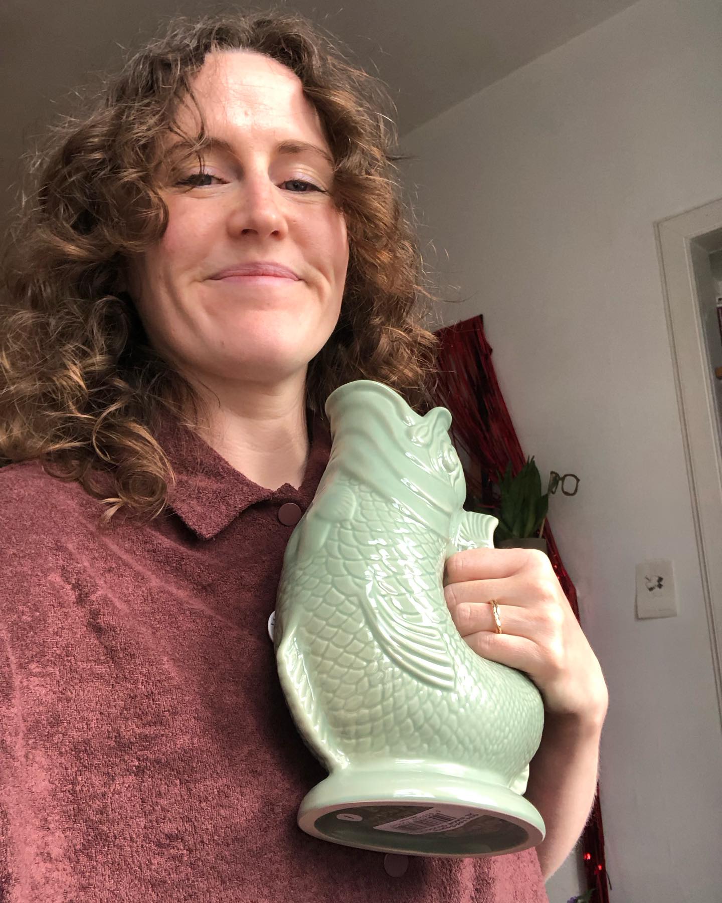 Me and my fish jug here to remind you there are a few tickets left for @humourmill The Shape of Stories Tomorrow! Tickets are Ā£15 / PWYC for 3-5pm at @monkey.barrel.comedy Link in bio āØš