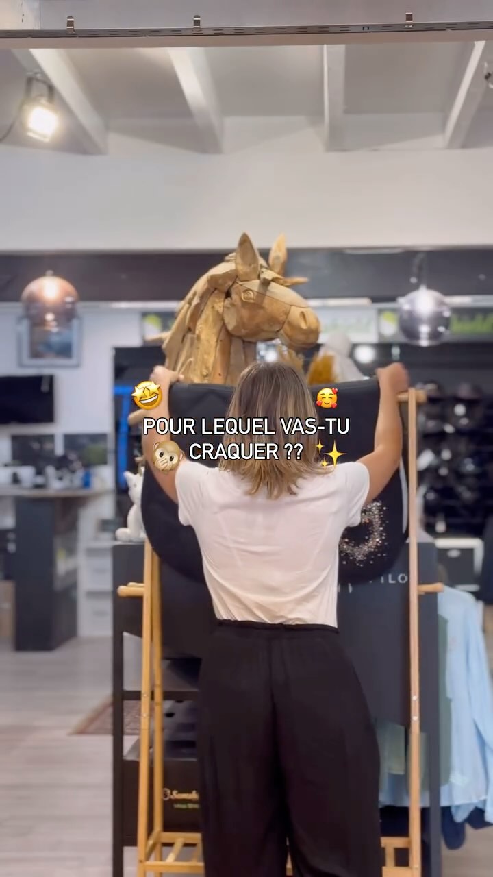 NOUVEAUTÉS 📢
Ils sont arrivés, les tapis @equestro !! ✨
Disponibles dès maintenant dans votre magasin Art Équestre Plan de Campagne ou sur notre site internet : art-équestre.com
Retrouvez un large choix de modèles. Impossible de ne pas trouver la couleur parfaite pour votre loulou ! 🙊
On a hâte de voir vos loulous les porter ❤️🔥
Écris-nous en commentaire ton préféré 🤩
#tapis #equestrian #horse #artequestre #equitation