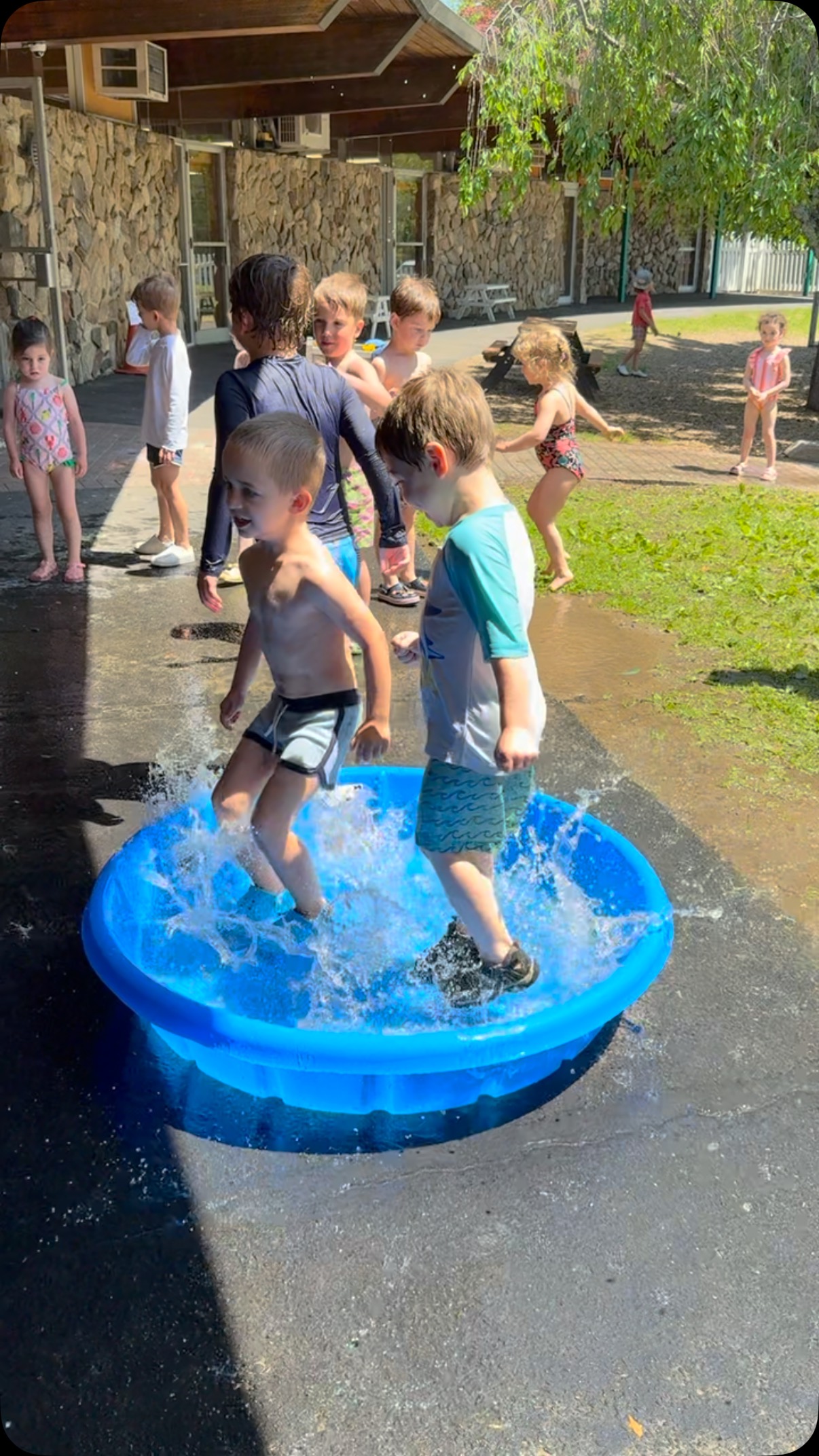 S U M M E R 💦 I S 💦 H E R E