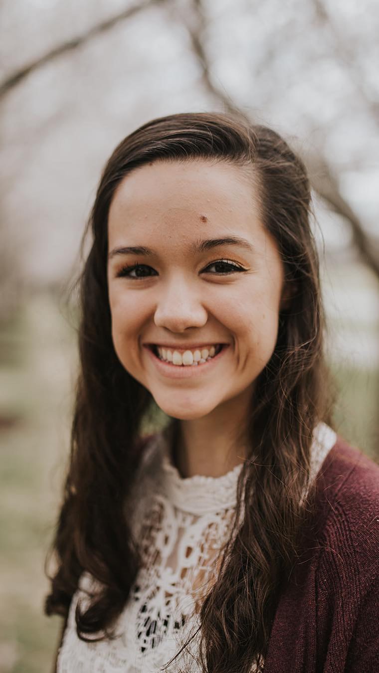 no shade to canva (it can be helpful in a pinch), but holy freaking air ball 👀
i design in creative cloud—everything from digital illustrations to social media graphics to branding + marketing materials. the difference is in the details, and my clients notice! 🎨 💻 🙌🏻
.
.
.
#GraphicDesign #GraphicDesigner #SocialMediaManager #Branding #HolyFreakingAirBall #CreativeCloud #Adobe #Designer #Trending
…
Graphic Design | Graphic Designer | Social Media Manager | Adobe Creative Cloud | Designer | Branding